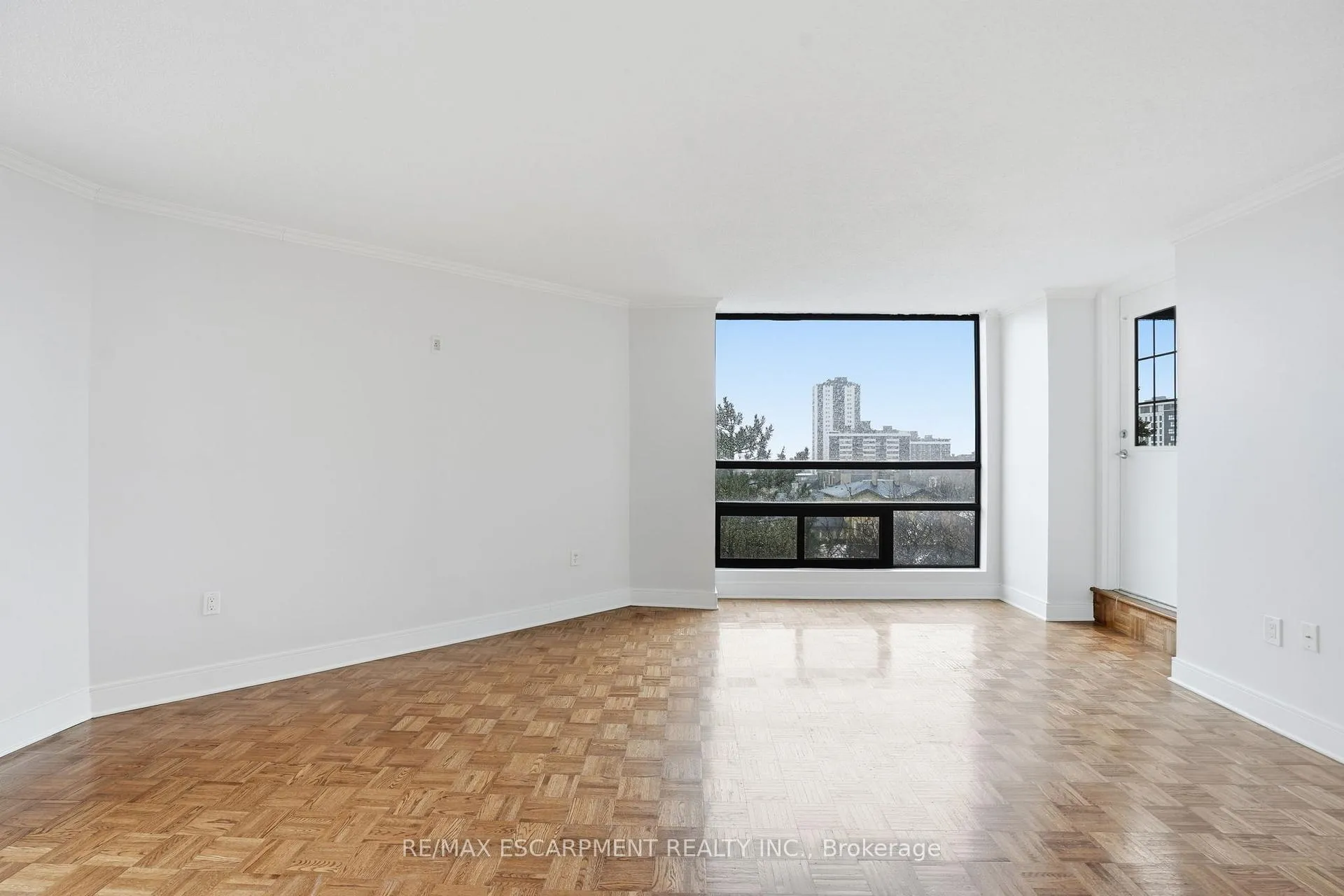 Photo 8 of Unit 606, 222 Jackson Street W, Hamilton, Durand — HOMEH