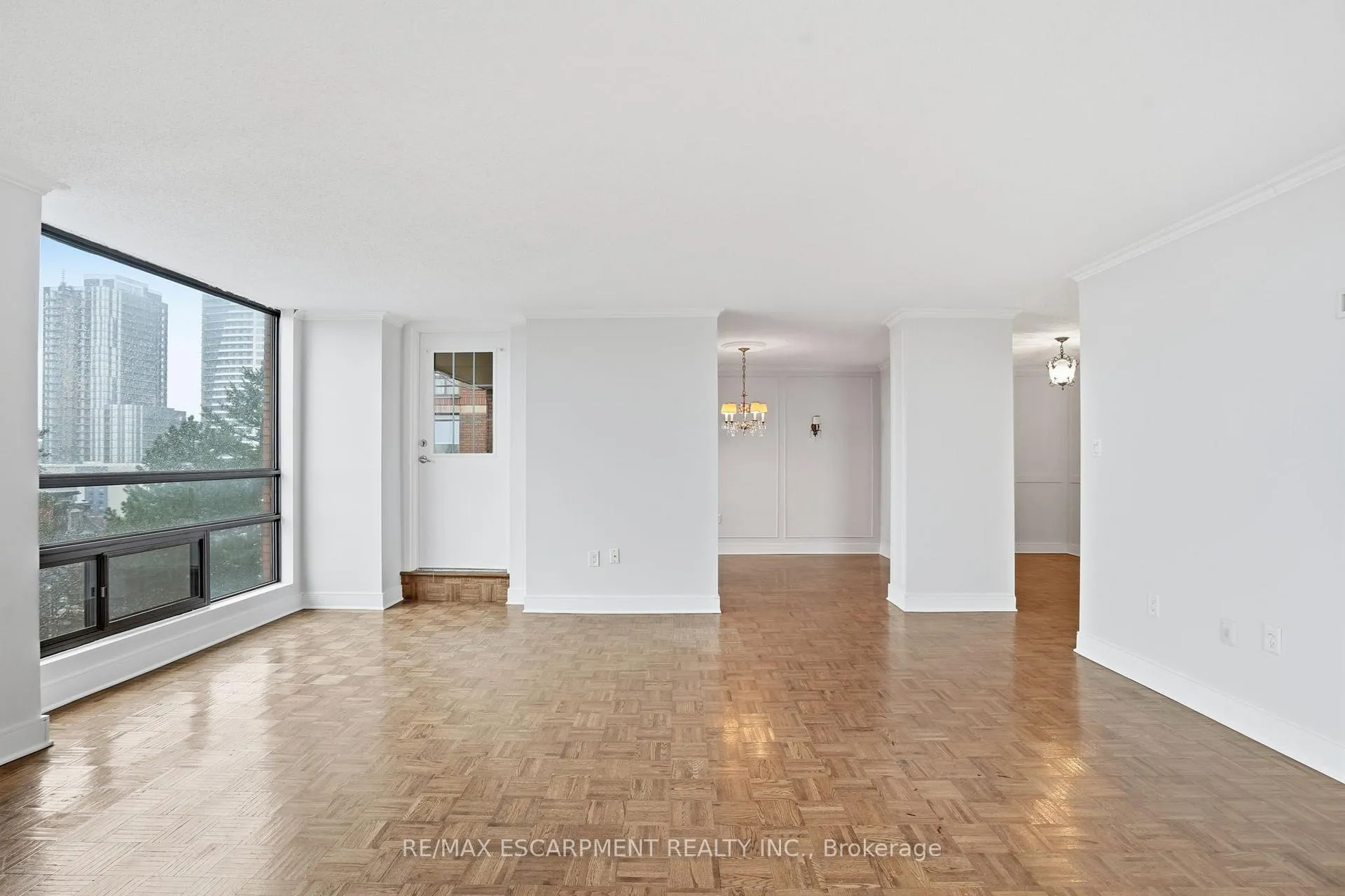 Photo 9 of Unit 606, 222 Jackson Street W, Hamilton, Durand — HOMEH