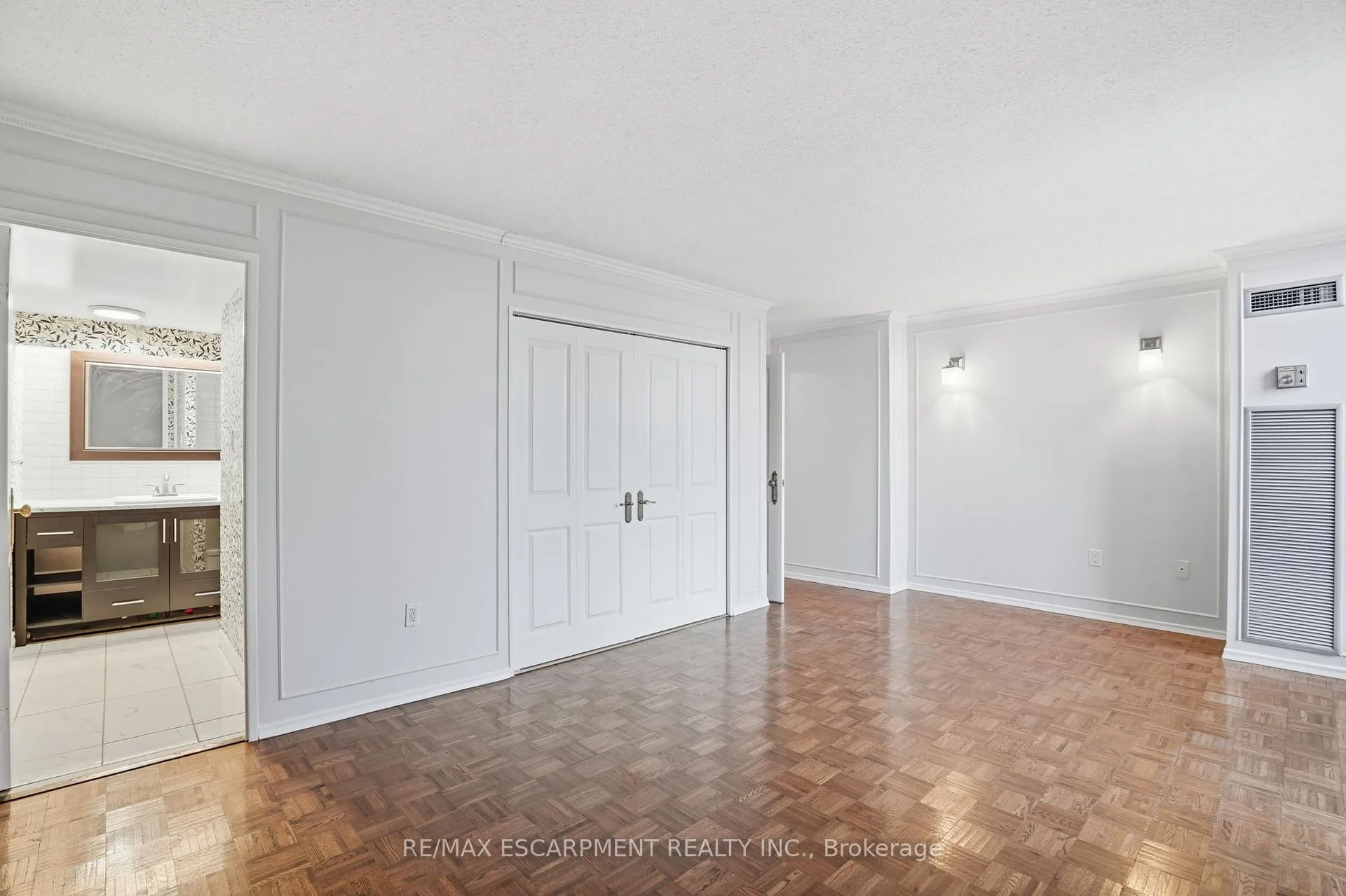 Photo 23 of Unit 606, 222 Jackson Street W, Hamilton, Durand — HOMEH