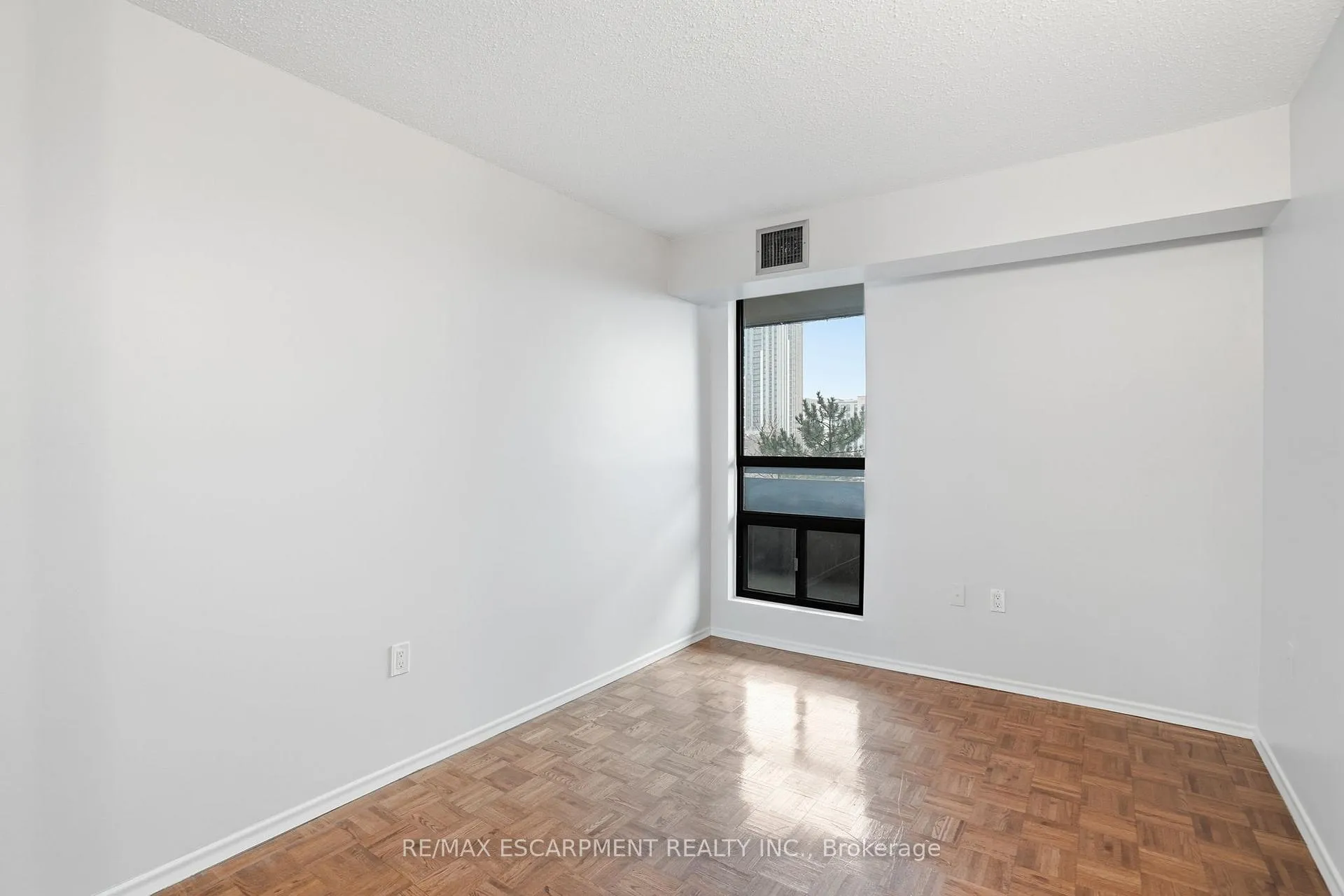Photo 27 of Unit 606, 222 Jackson Street W, Hamilton, Durand — HOMEH