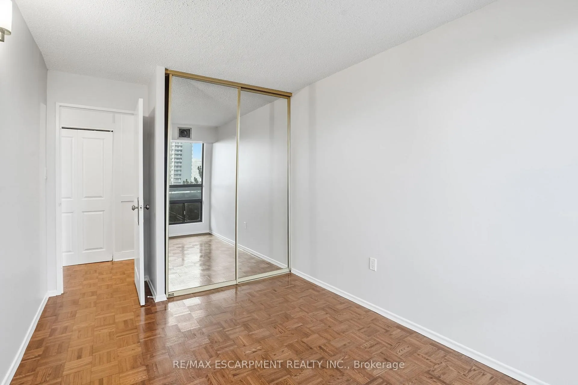 Photo 28 of Unit 606, 222 Jackson Street W, Hamilton, Durand — HOMEH