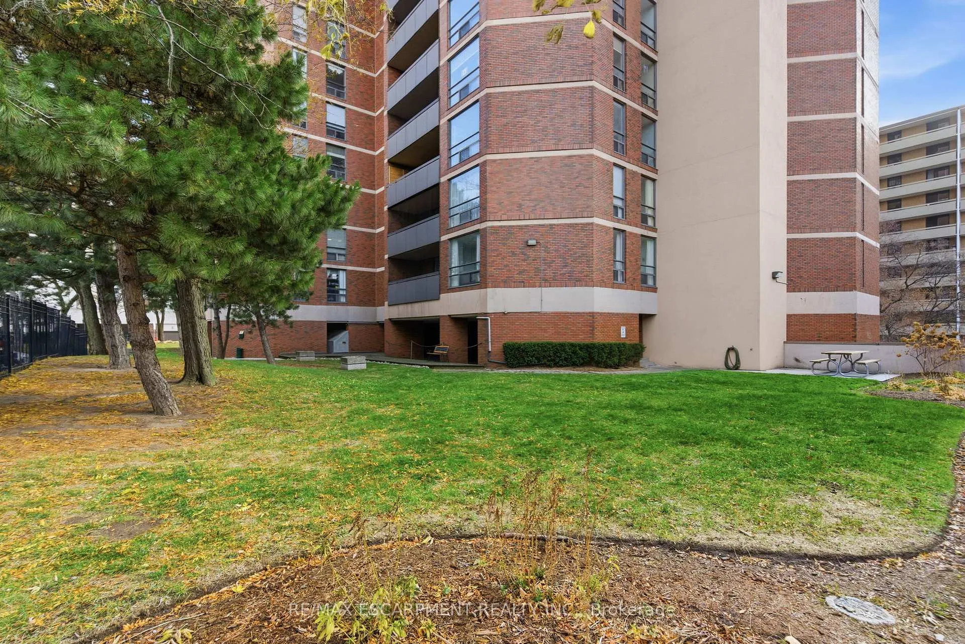 Photo 45 of Unit 606, 222 Jackson Street W, Hamilton, Durand — HOMEH