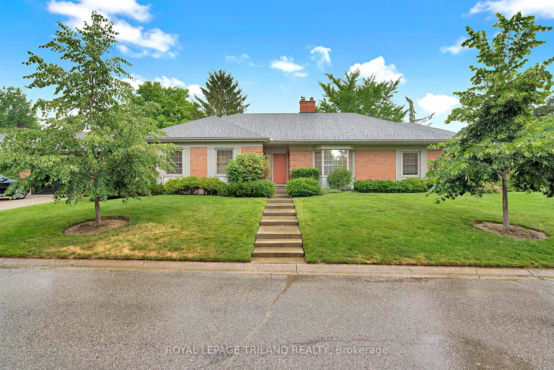 Front of 11 Tallwood Circle