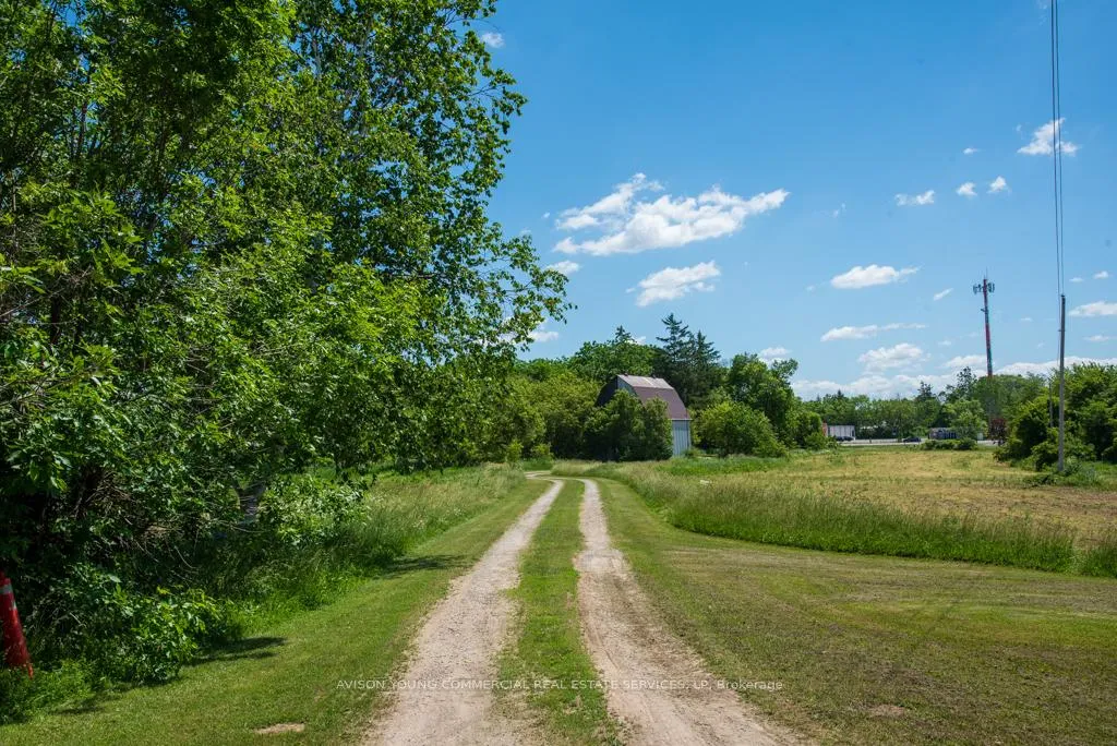 Photo 4 of 3738 Hwy 6, Hamilton, Mount Hope — HOMEH