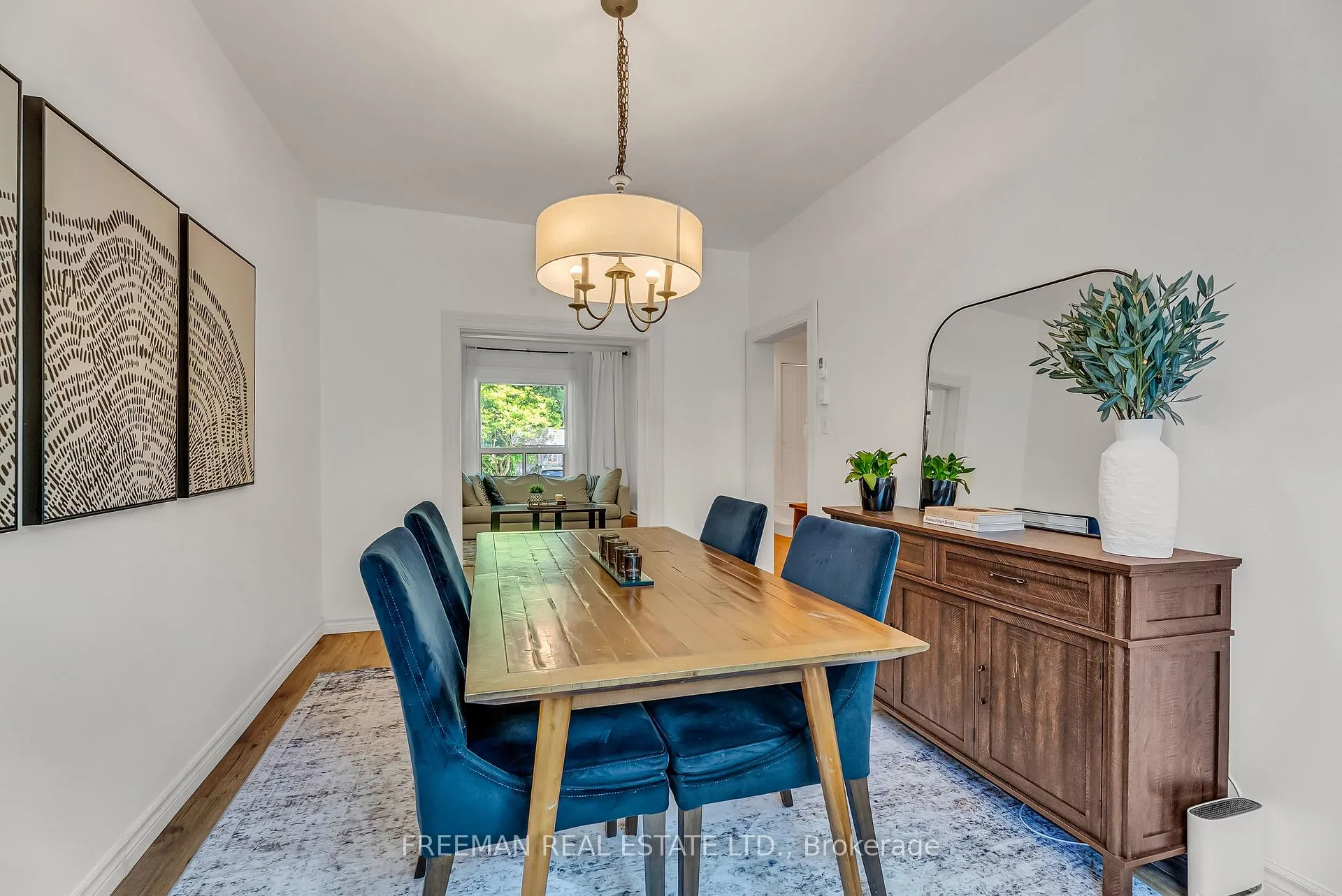 Photo 9 of 21 London Street, Toronto, The Annex — HOMEH