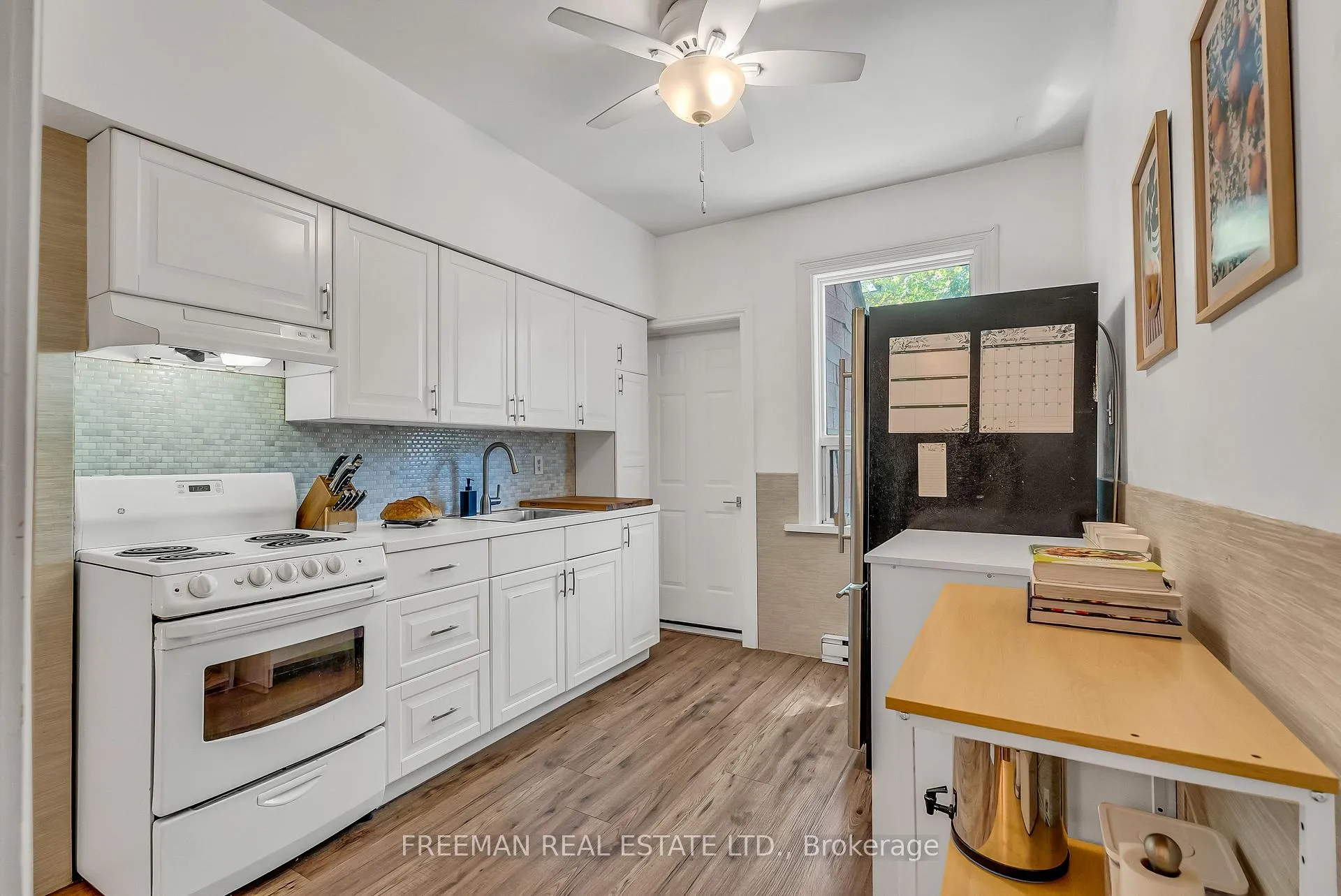 Photo 11 of 21 London Street, Toronto, The Annex — HOMEH