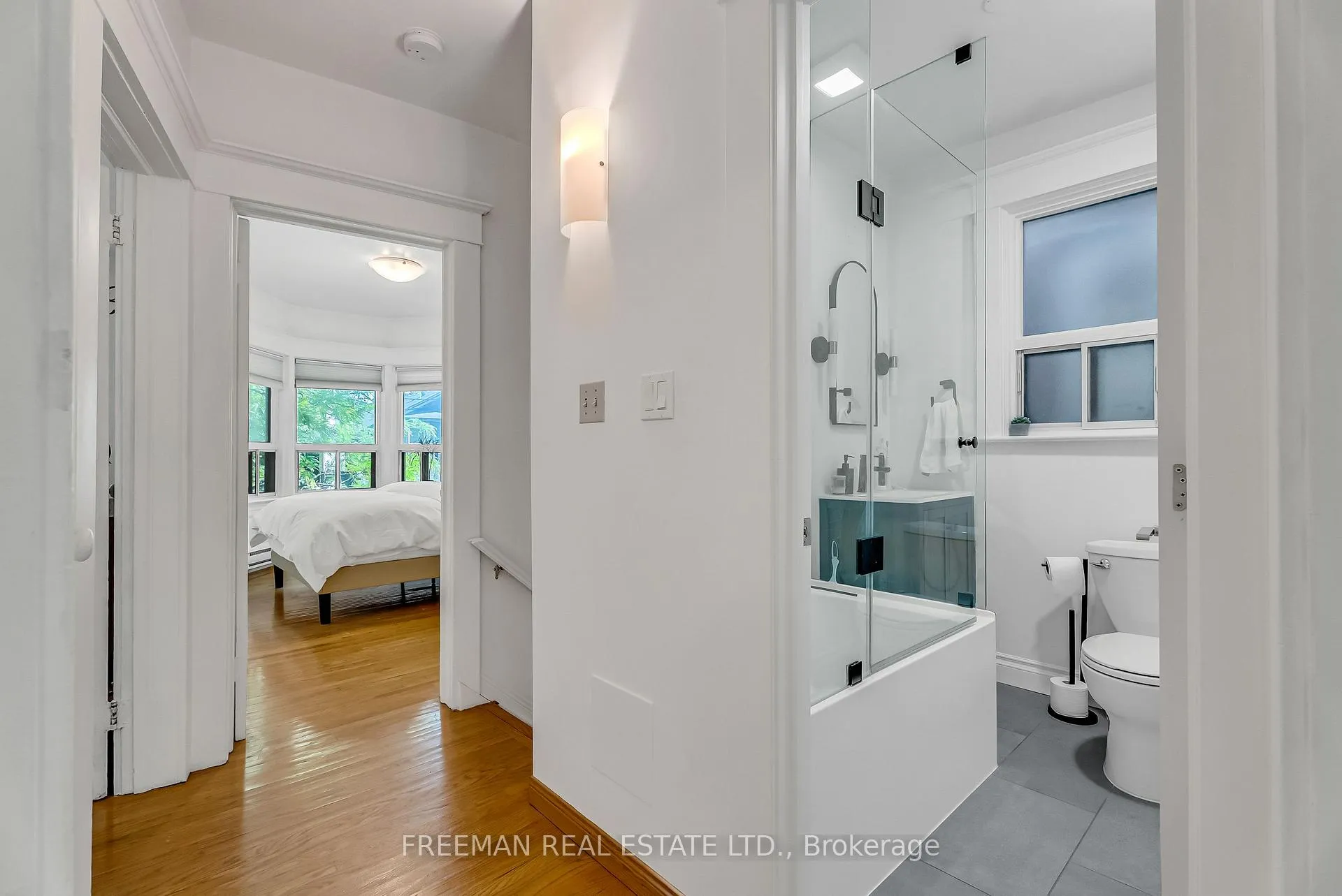 Photo 15 of 21 London Street, Toronto, The Annex — HOMEH