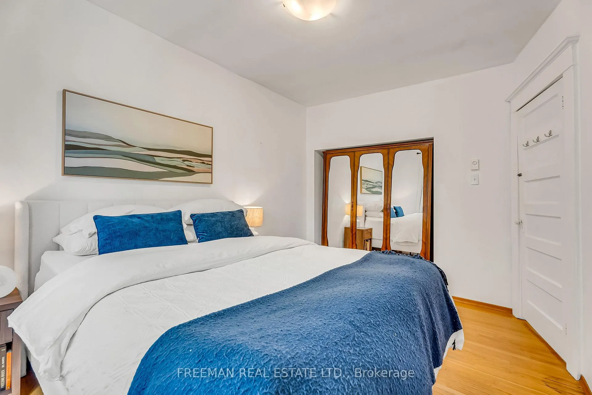Photo 18 of 21 London Street, Toronto, The Annex — HOMEH