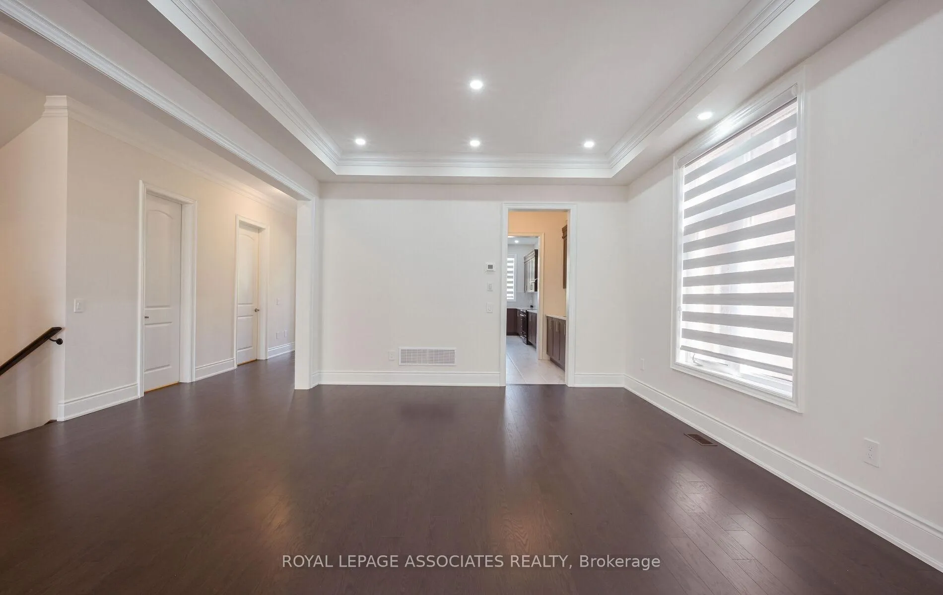 Photo 9 of 55 Raspberry Ridge Avenue, Caledon, Caledon East — HOMEH
