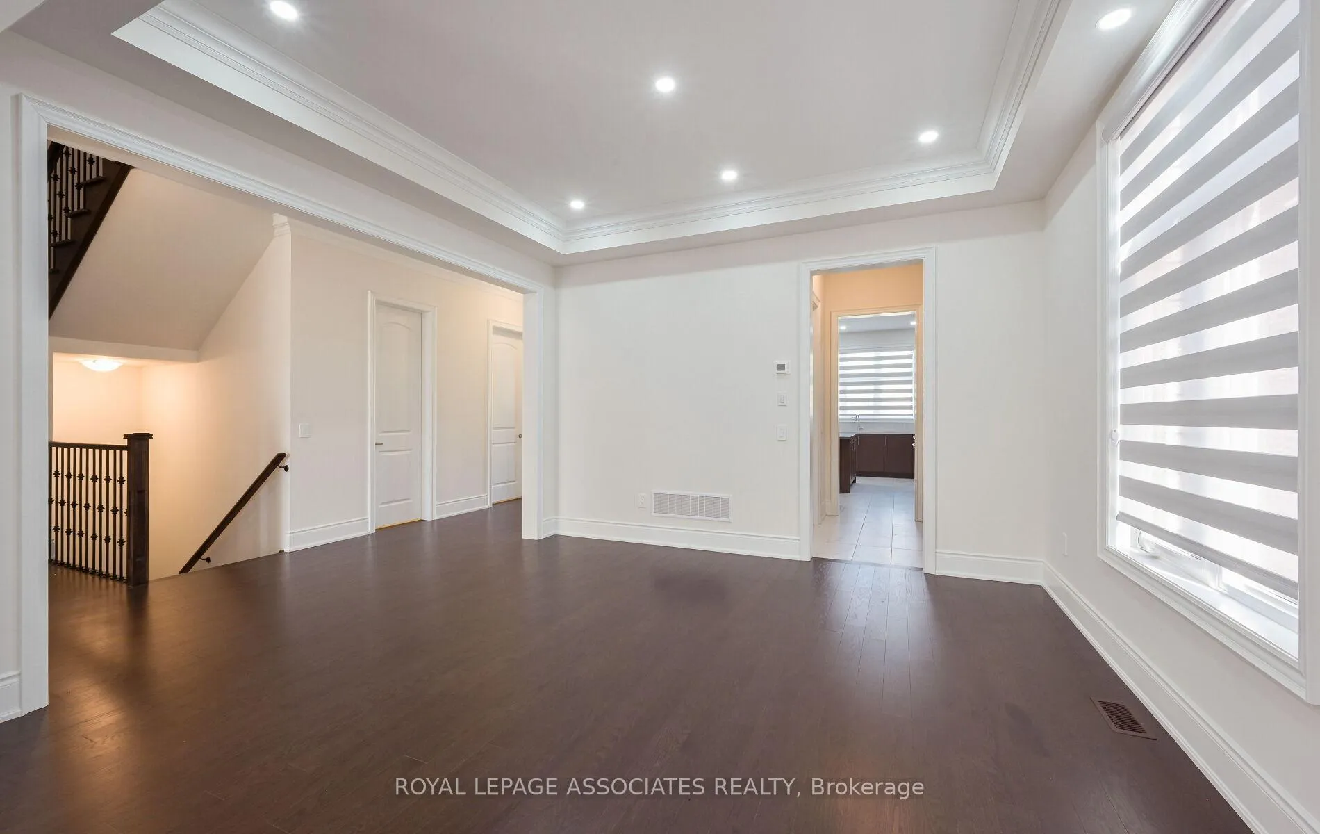 Photo 10 of 55 Raspberry Ridge Avenue, Caledon, Caledon East — HOMEH