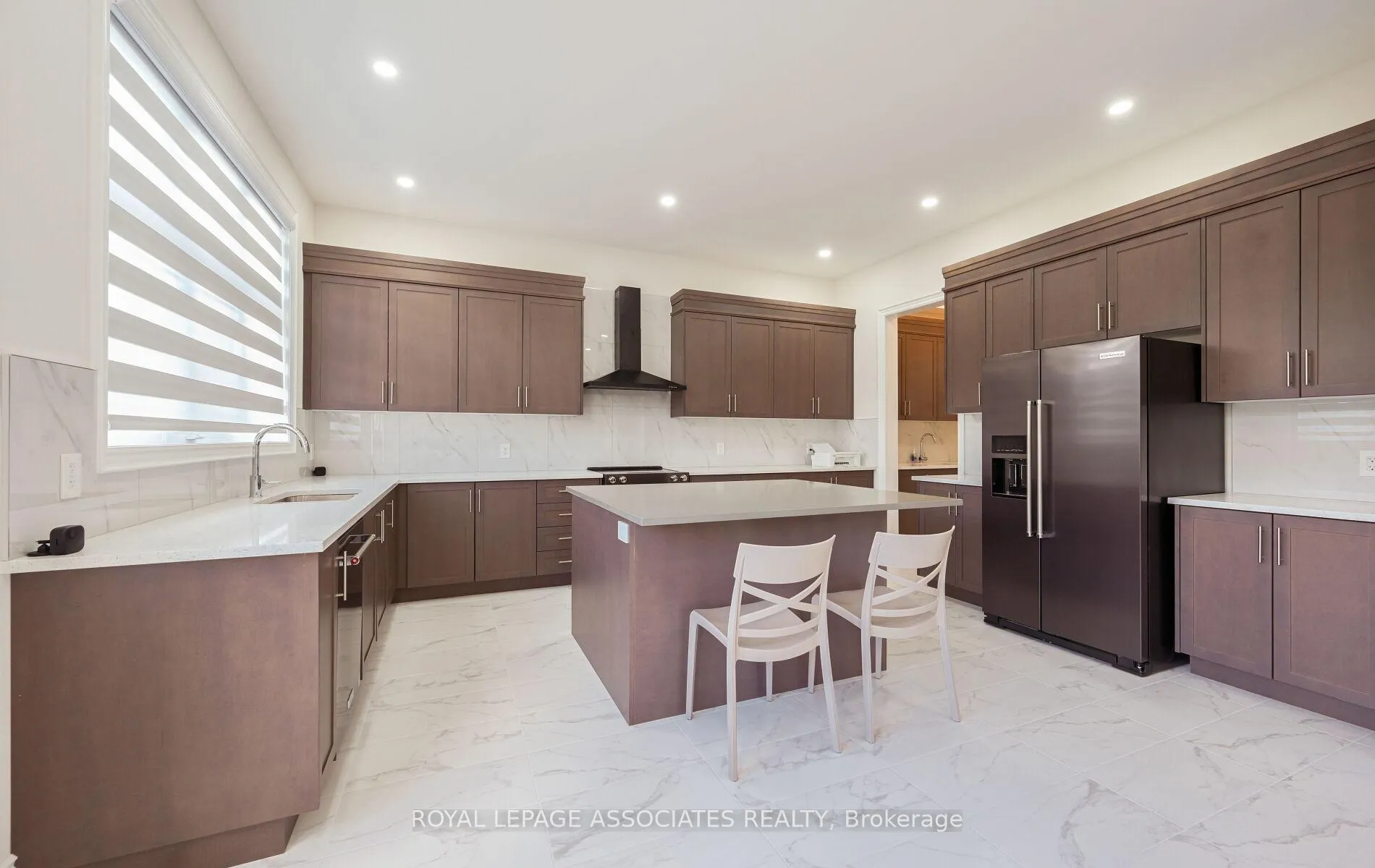 Photo 14 of 55 Raspberry Ridge Avenue, Caledon, Caledon East — HOMEH