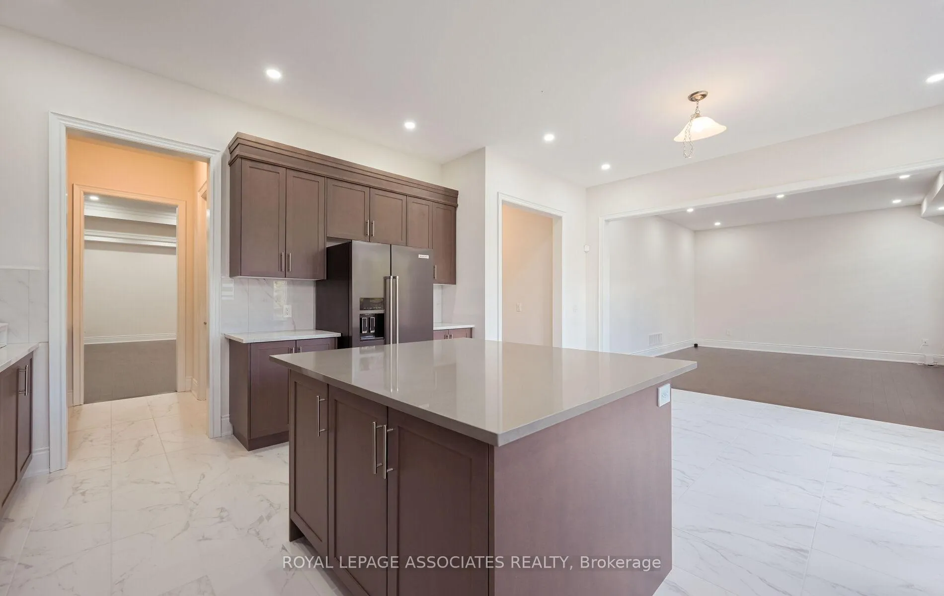 Photo 15 of 55 Raspberry Ridge Avenue, Caledon, Caledon East — HOMEH