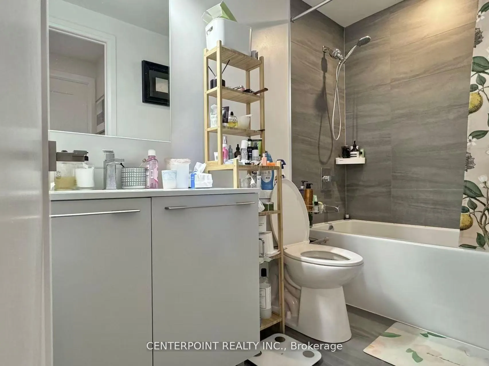Photo 7 of Unit 619, 38 Water Walk Drive, Markham, Unionville — HOMEH