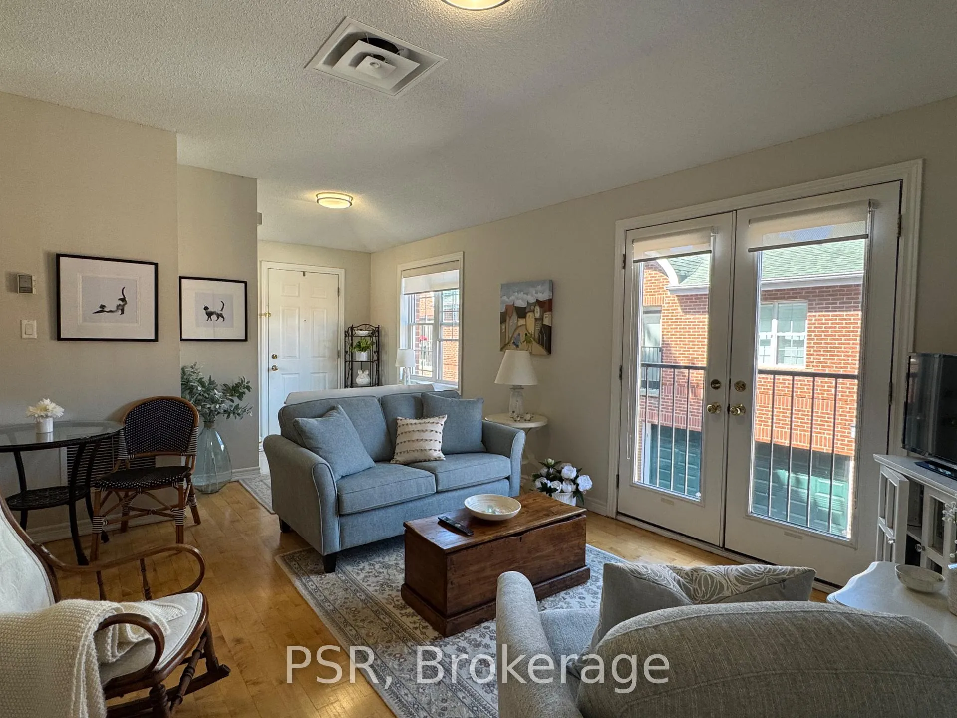 Photo 5 of Unit CH1, 1361 Bayview Avenue, Toronto, Leaside — HOMEH