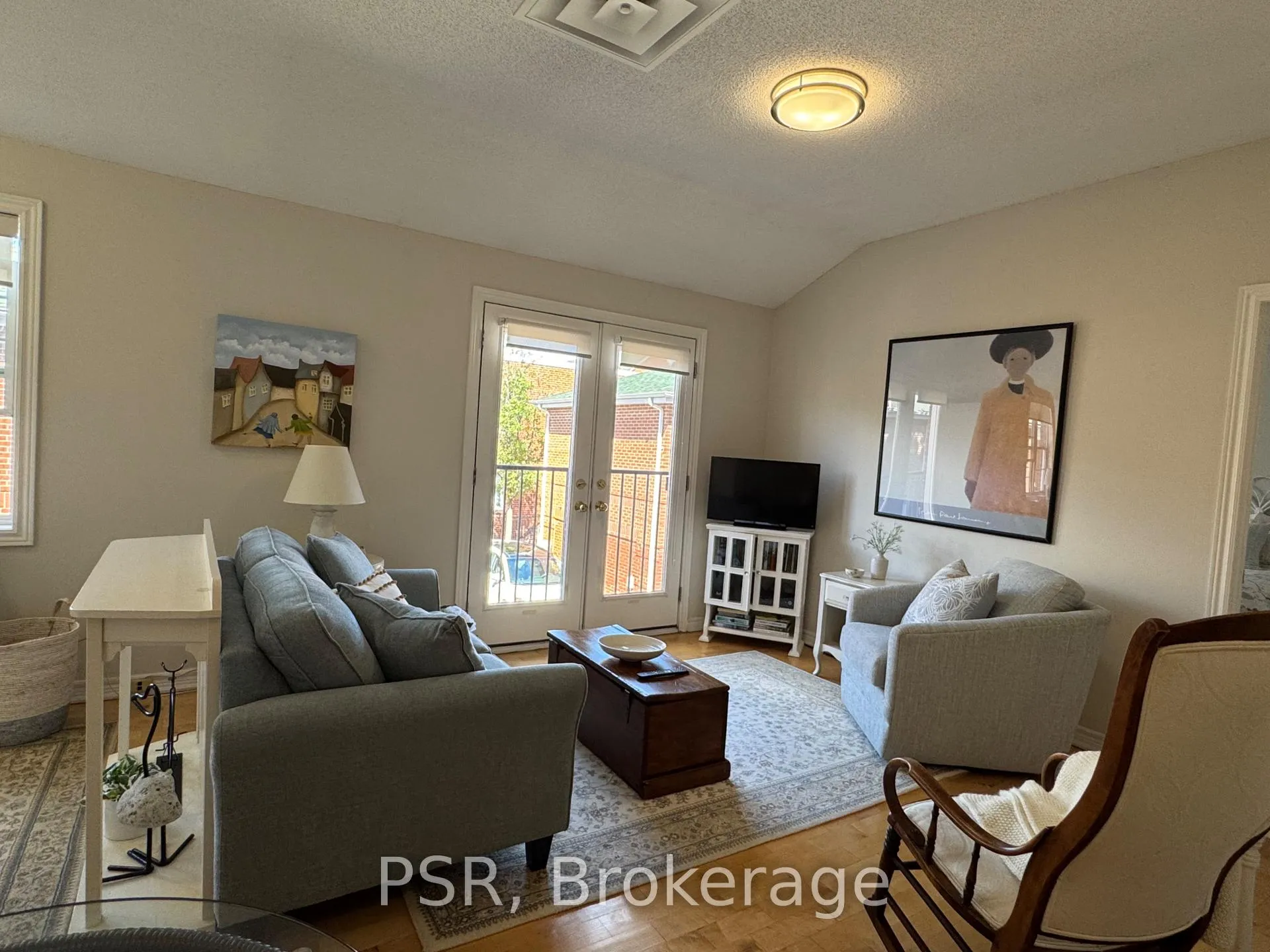Photo 6 of Unit CH1, 1361 Bayview Avenue, Toronto, Leaside — HOMEH