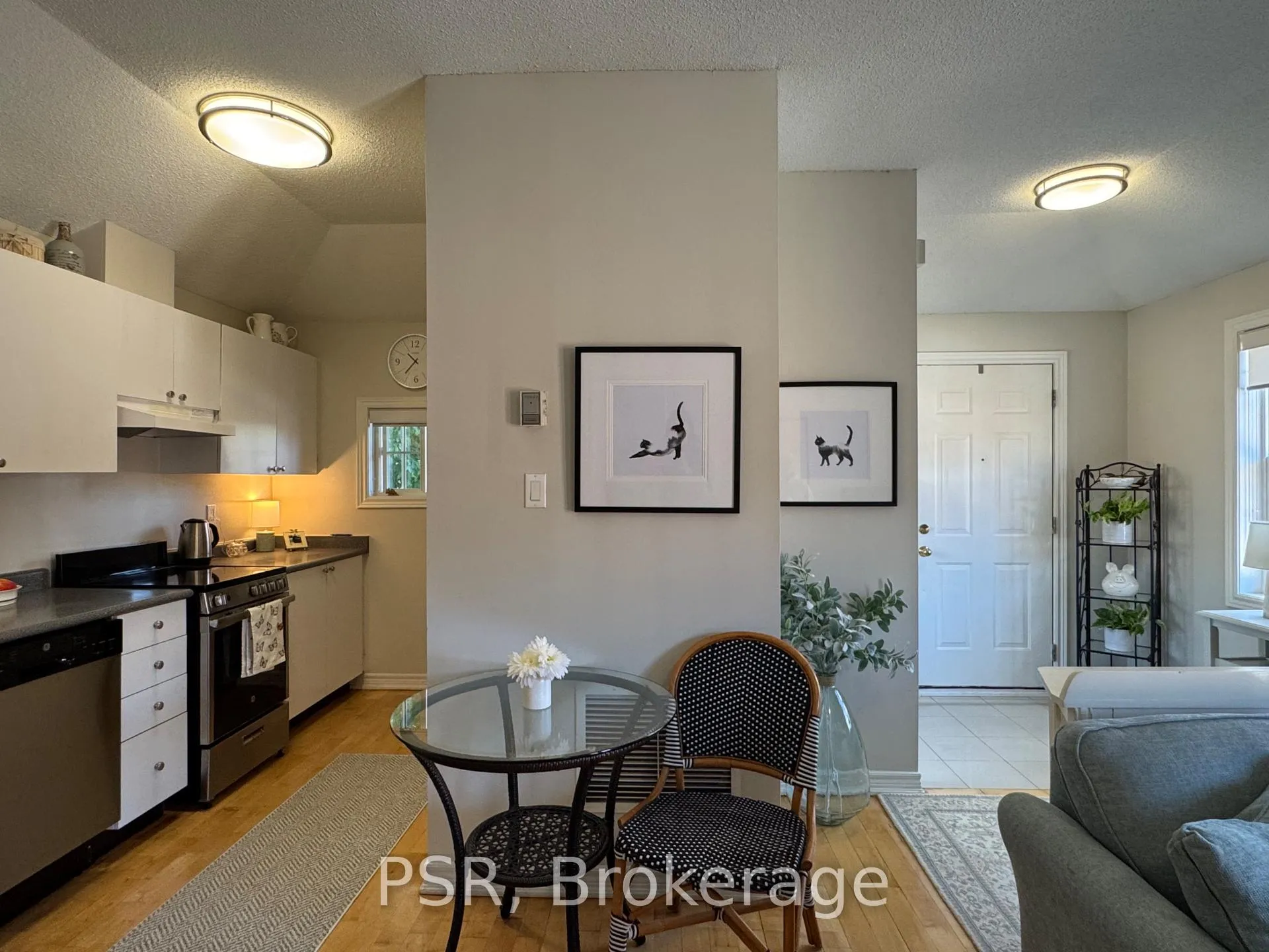 Photo 7 of Unit CH1, 1361 Bayview Avenue, Toronto, Leaside — HOMEH