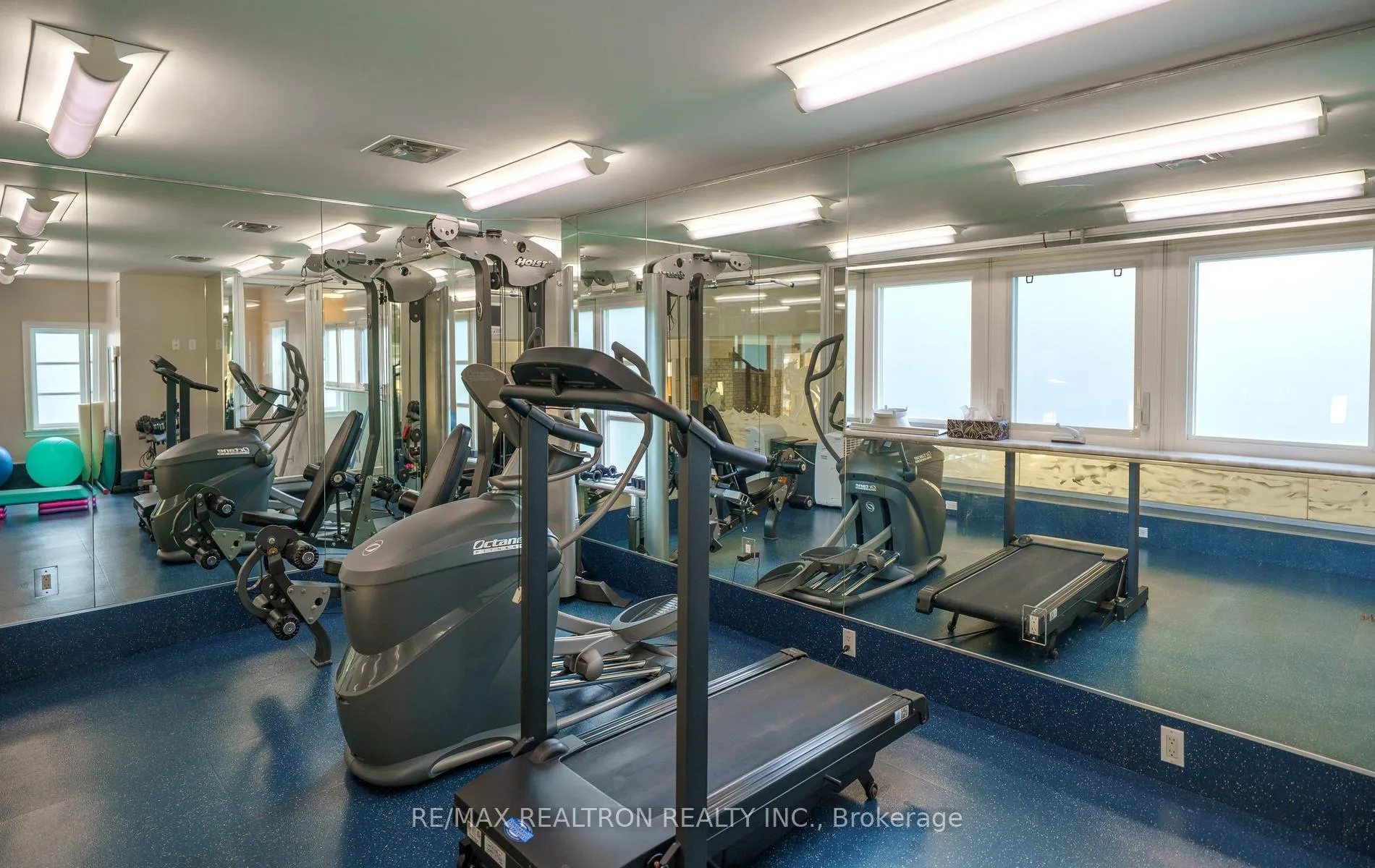 Photo 74 of 210 Arnold Avenue, Vaughan, Crestwood-Springfarm-Yorkhill — HOMEH