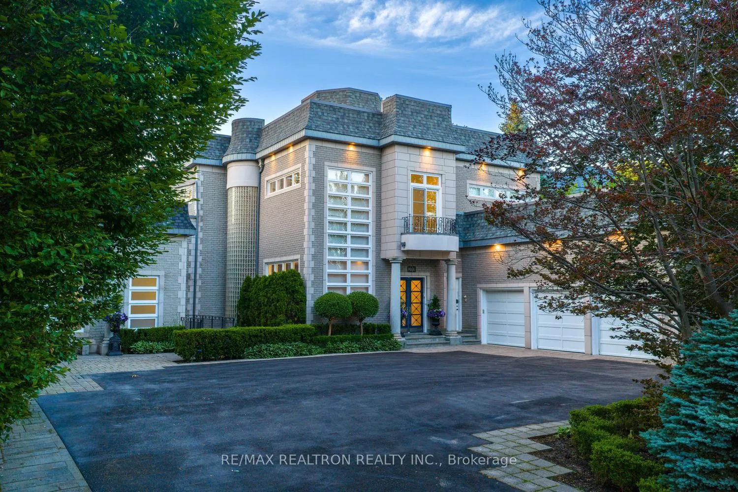 Photo 1 of 210 Arnold Avenue, Vaughan, Crestwood-Springfarm-Yorkhill — HOMEH