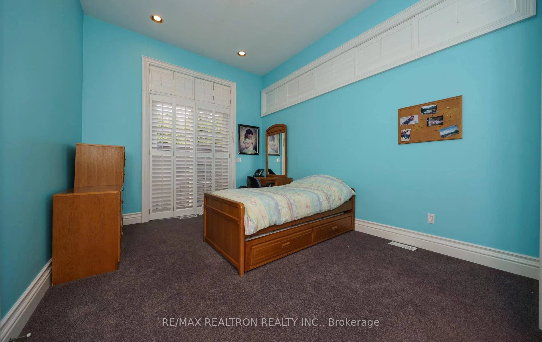 Photo 34 of 210 Arnold Avenue, Vaughan, Crestwood-Springfarm-Yorkhill — HOMEH