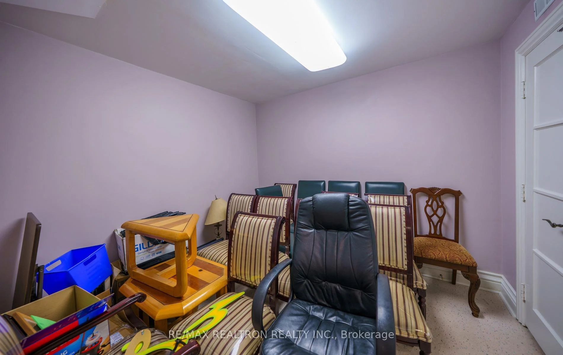 Photo 45 of 210 Arnold Avenue, Vaughan, Crestwood-Springfarm-Yorkhill — HOMEH