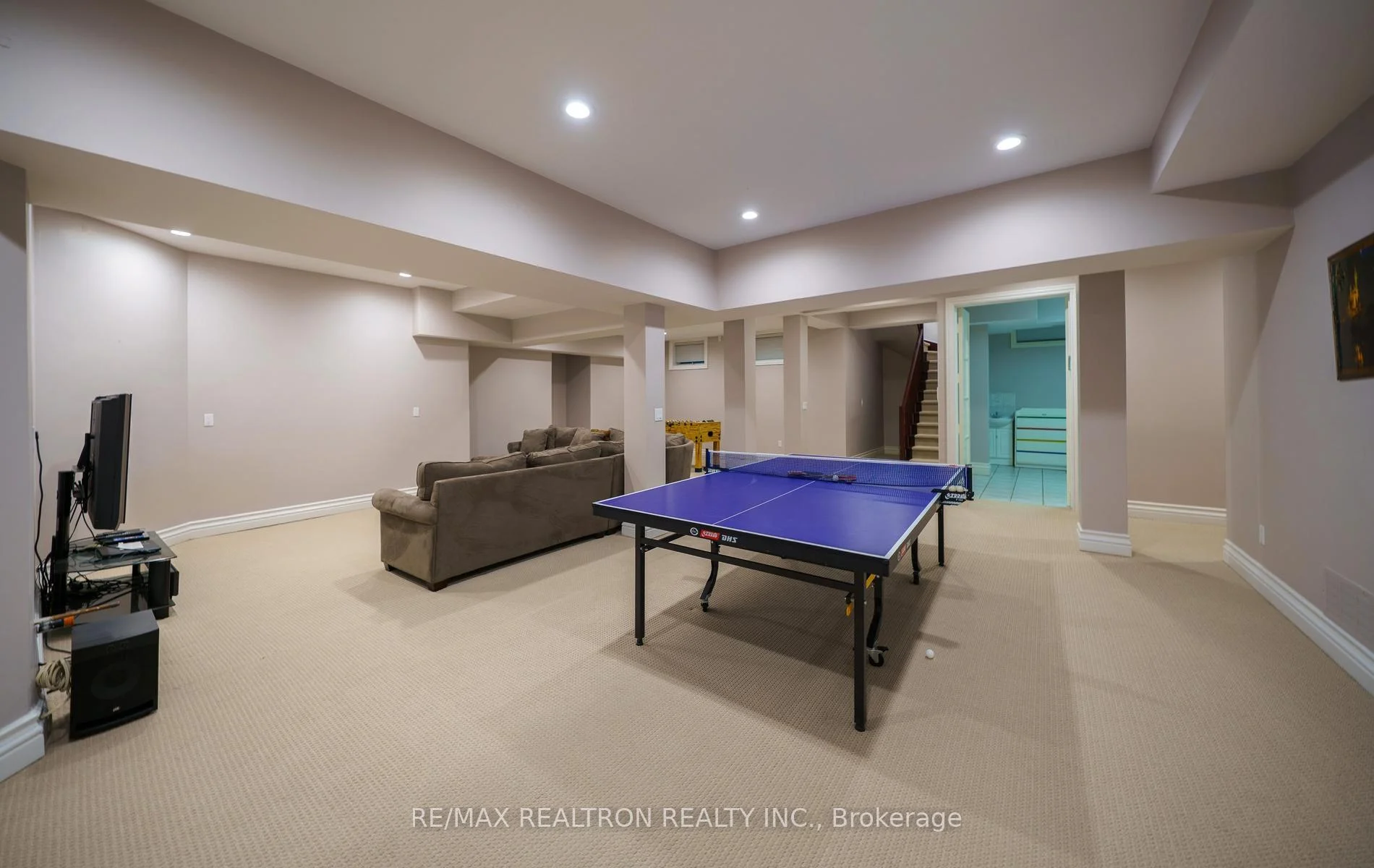 Photo 46 of 210 Arnold Avenue, Vaughan, Crestwood-Springfarm-Yorkhill — HOMEH
