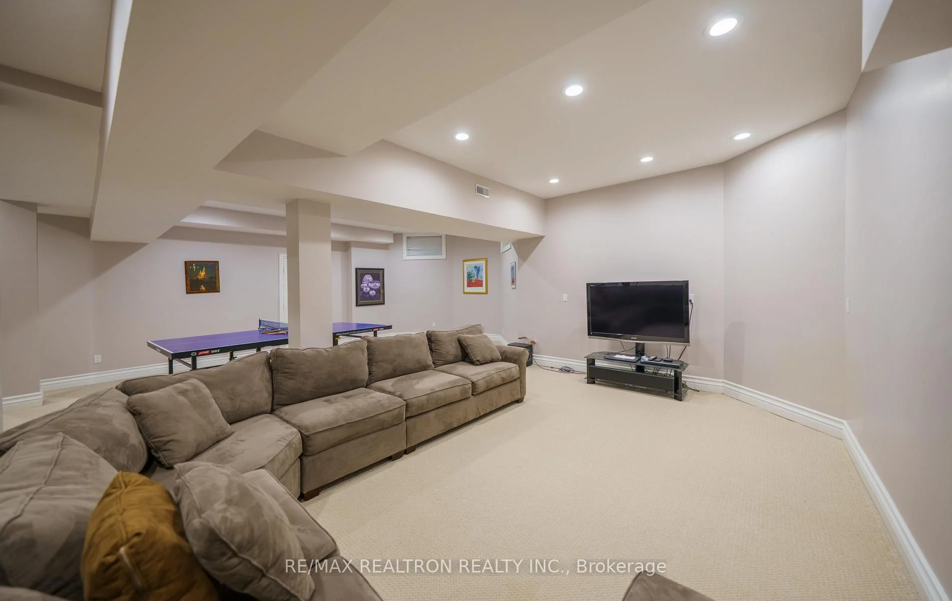Photo 49 of 210 Arnold Avenue, Vaughan, Crestwood-Springfarm-Yorkhill — HOMEH