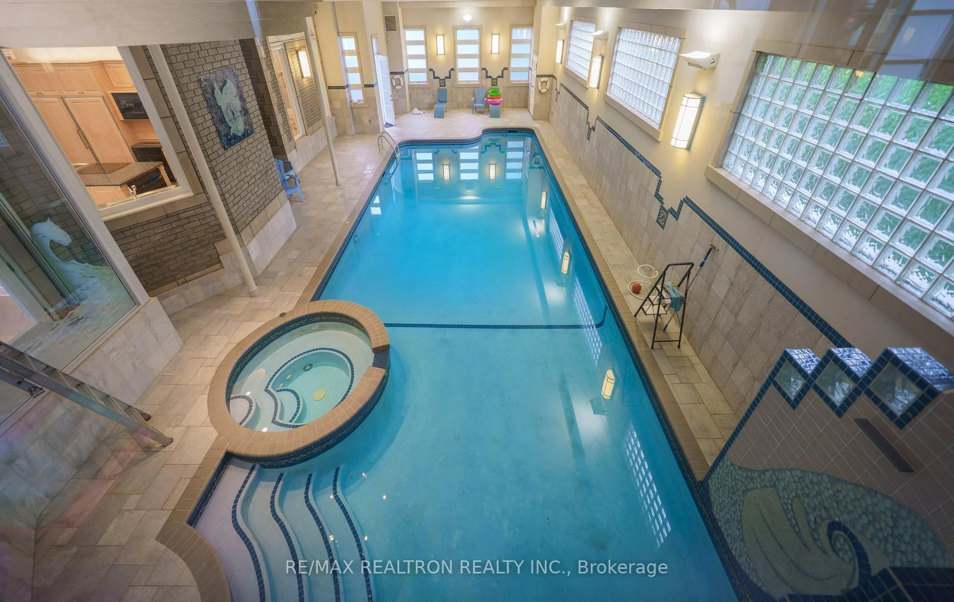 Photo 51 of 210 Arnold Avenue, Vaughan, Crestwood-Springfarm-Yorkhill — HOMEH