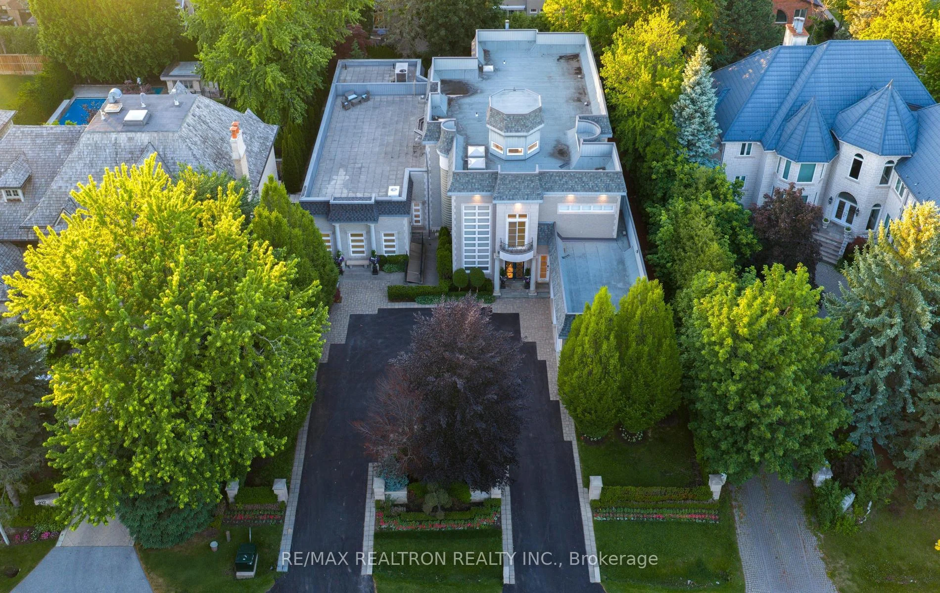 Photo 58 of 210 Arnold Avenue, Vaughan, Crestwood-Springfarm-Yorkhill — HOMEH