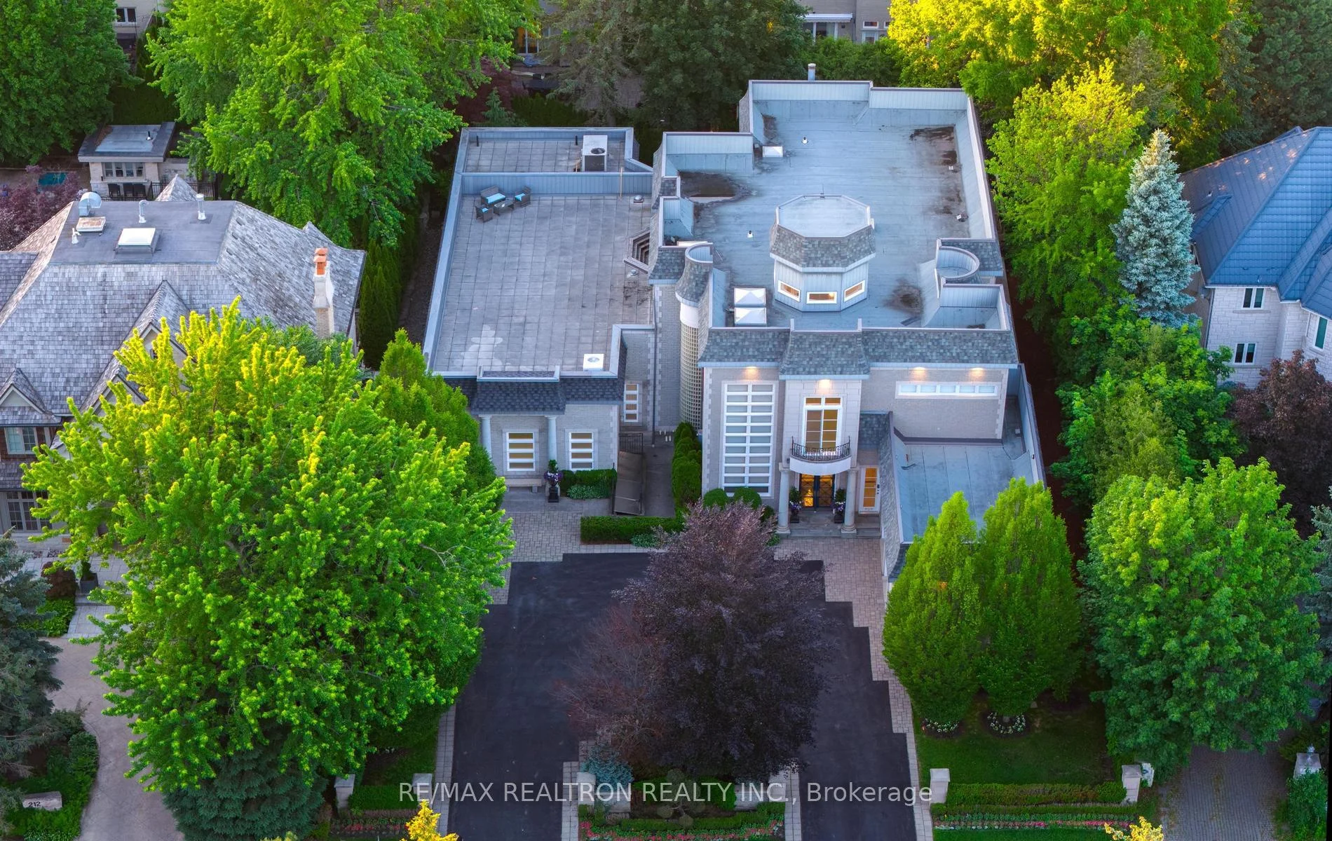 Photo 62 of 210 Arnold Avenue, Vaughan, Crestwood-Springfarm-Yorkhill — HOMEH