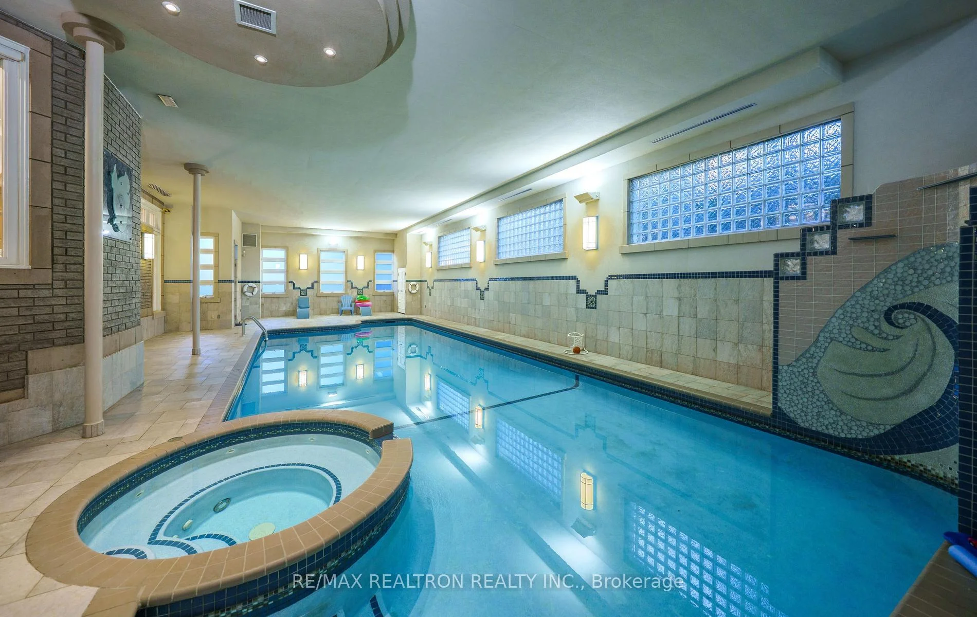Photo 71 of 210 Arnold Avenue, Vaughan, Crestwood-Springfarm-Yorkhill — HOMEH