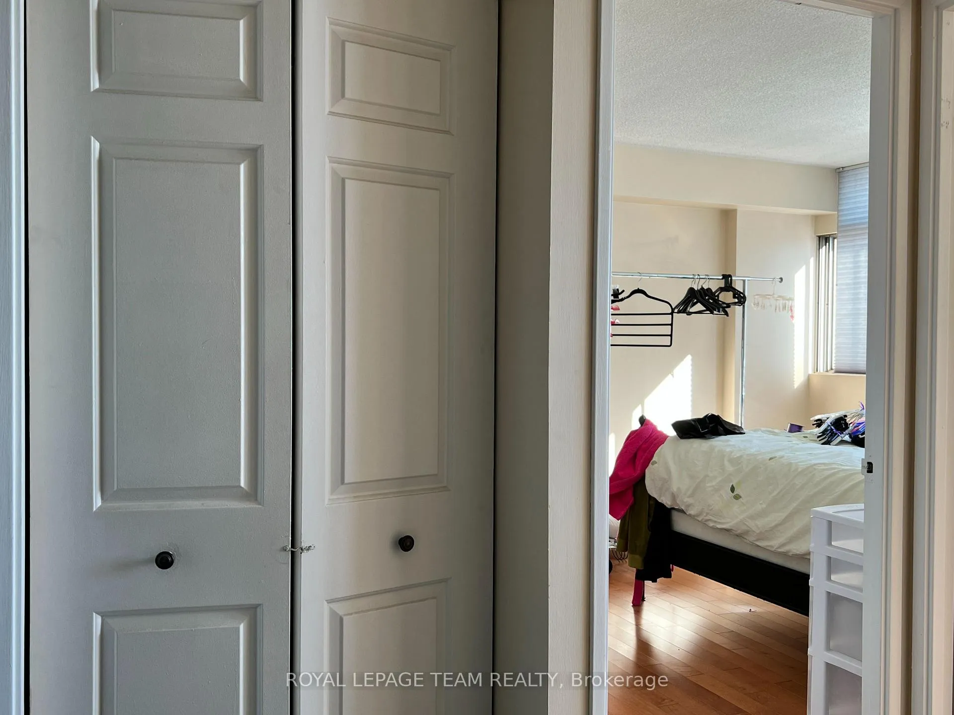 Photo 16 of Unit 2007, 530 Laurier Avenue, Ottawa, Ottawa Centre — HOMEH