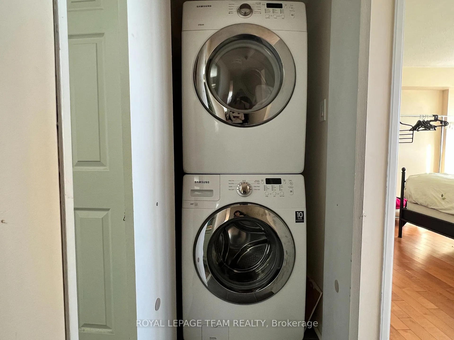 Photo 21 of Unit 2007, 530 Laurier Avenue, Ottawa, Ottawa Centre — HOMEH