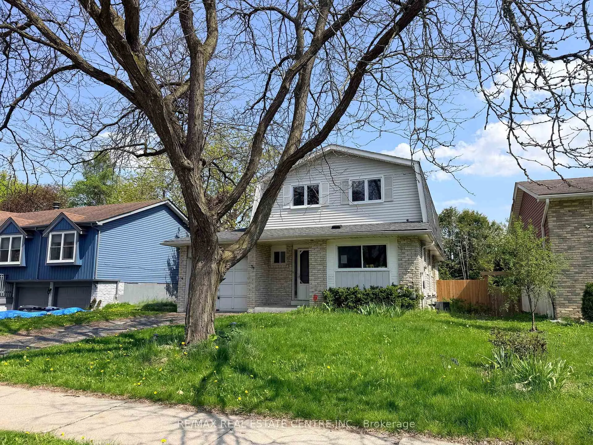 Photo 1 of 34 Woodridge Drive, Guelph, Willow West/Sugarbush/West Acres — HOMEH