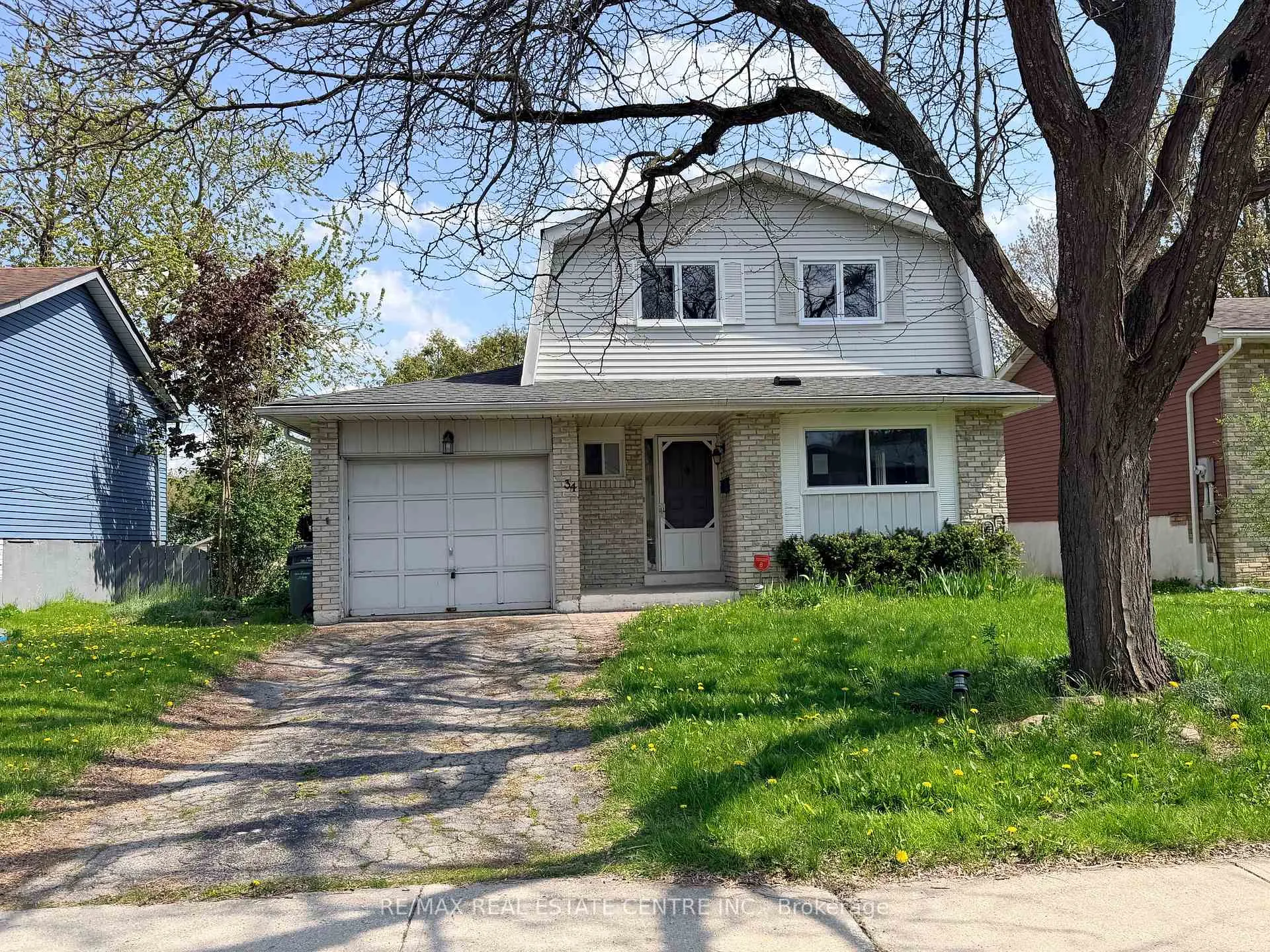 Photo 2 of 34 Woodridge Drive, Guelph, Willow West/Sugarbush/West Acres — HOMEH