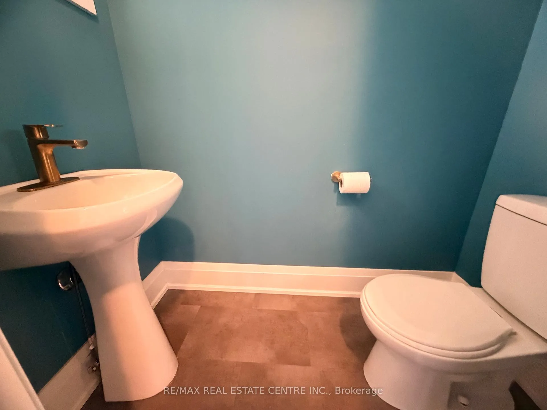 Photo 14 of 34 Woodridge Drive, Guelph, Willow West/Sugarbush/West Acres — HOMEH