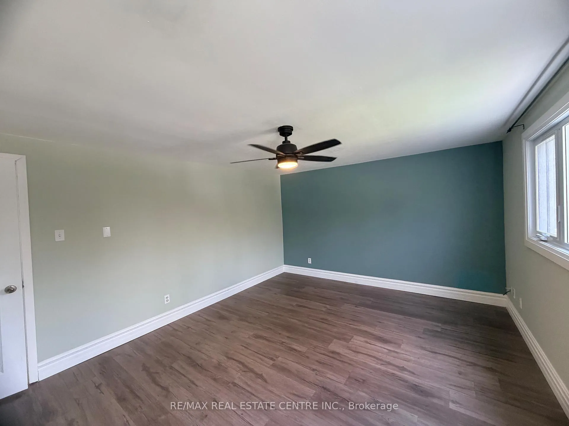 Photo 20 of 34 Woodridge Drive, Guelph, Willow West/Sugarbush/West Acres — HOMEH