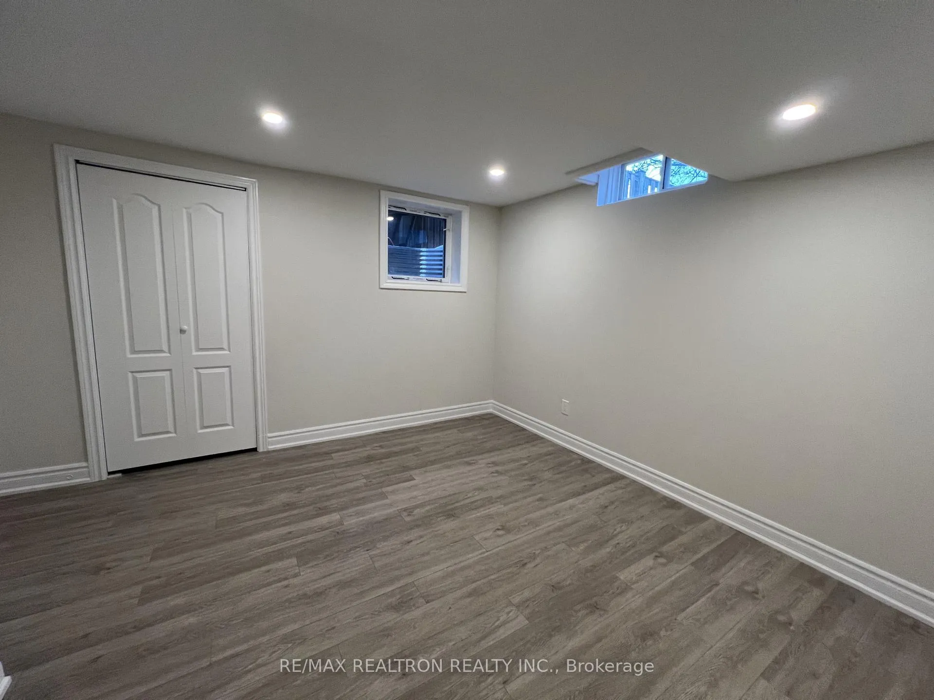 Photo 11 of Unit Lower A, 42 Butterfield Crescent, Vaughan, Maple — HOMEH