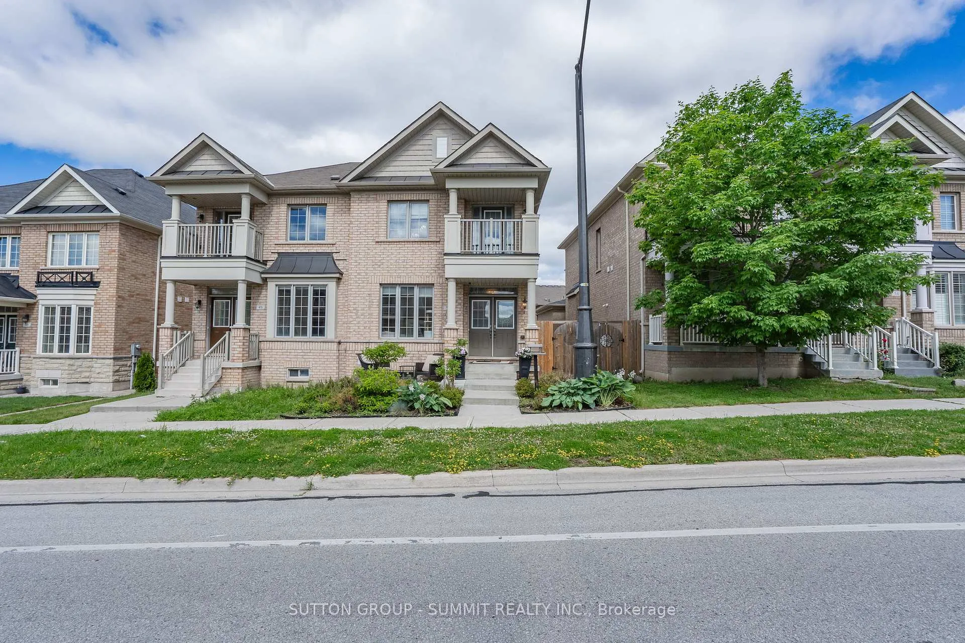 Photo 1 of 50 Bonnie Braes Drive, Brampton, Credit Valley — HOMEH