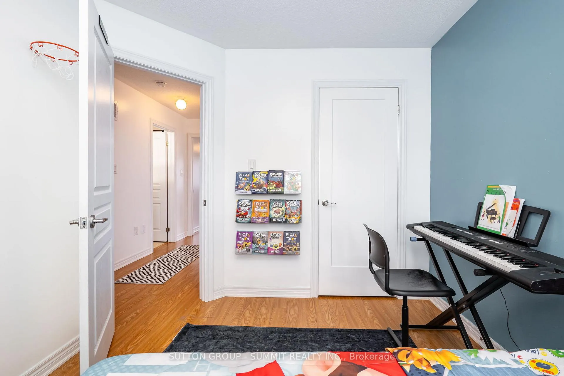 Photo 19 of 50 Bonnie Braes Drive, Brampton, Credit Valley — HOMEH