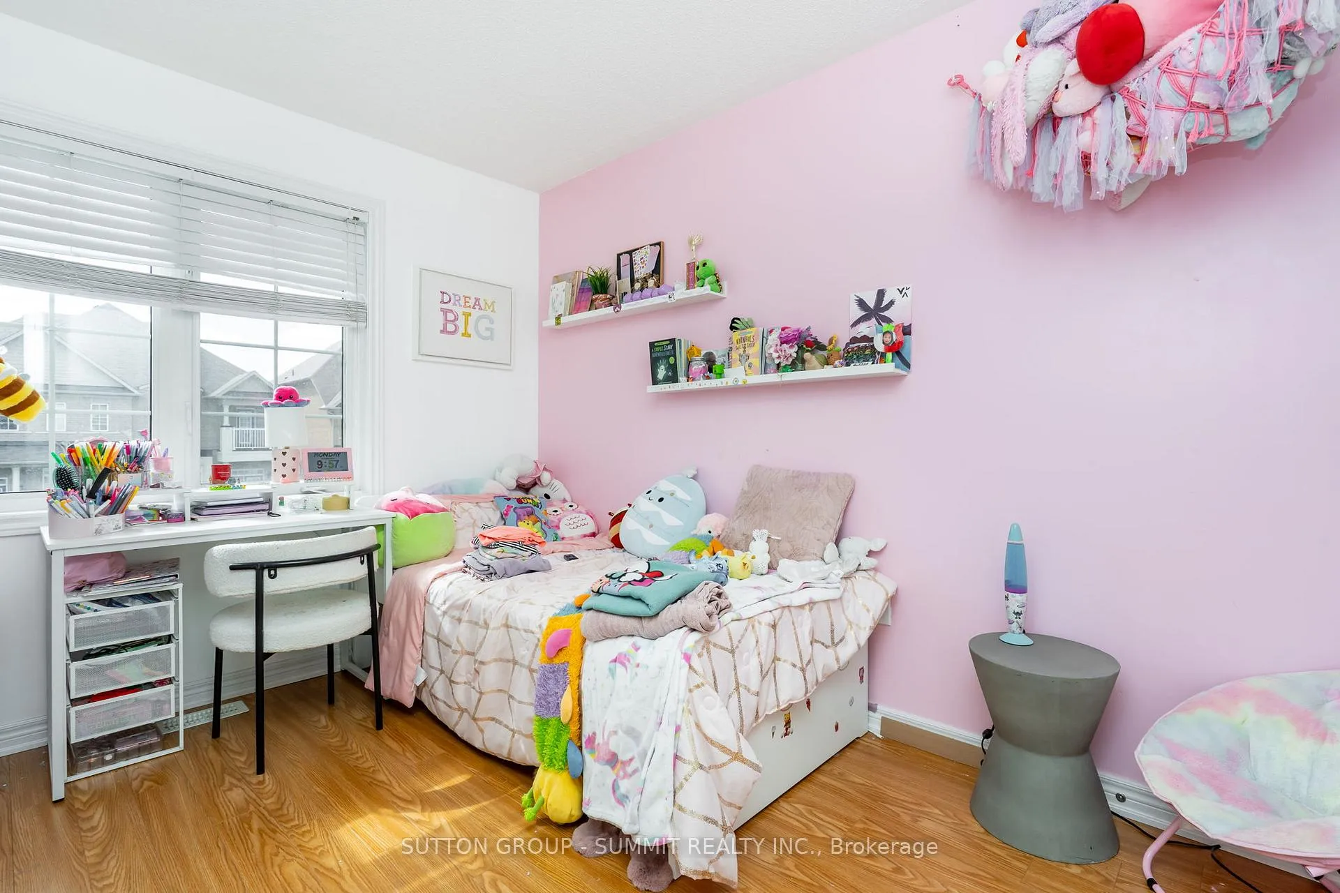 Photo 20 of 50 Bonnie Braes Drive, Brampton, Credit Valley — HOMEH