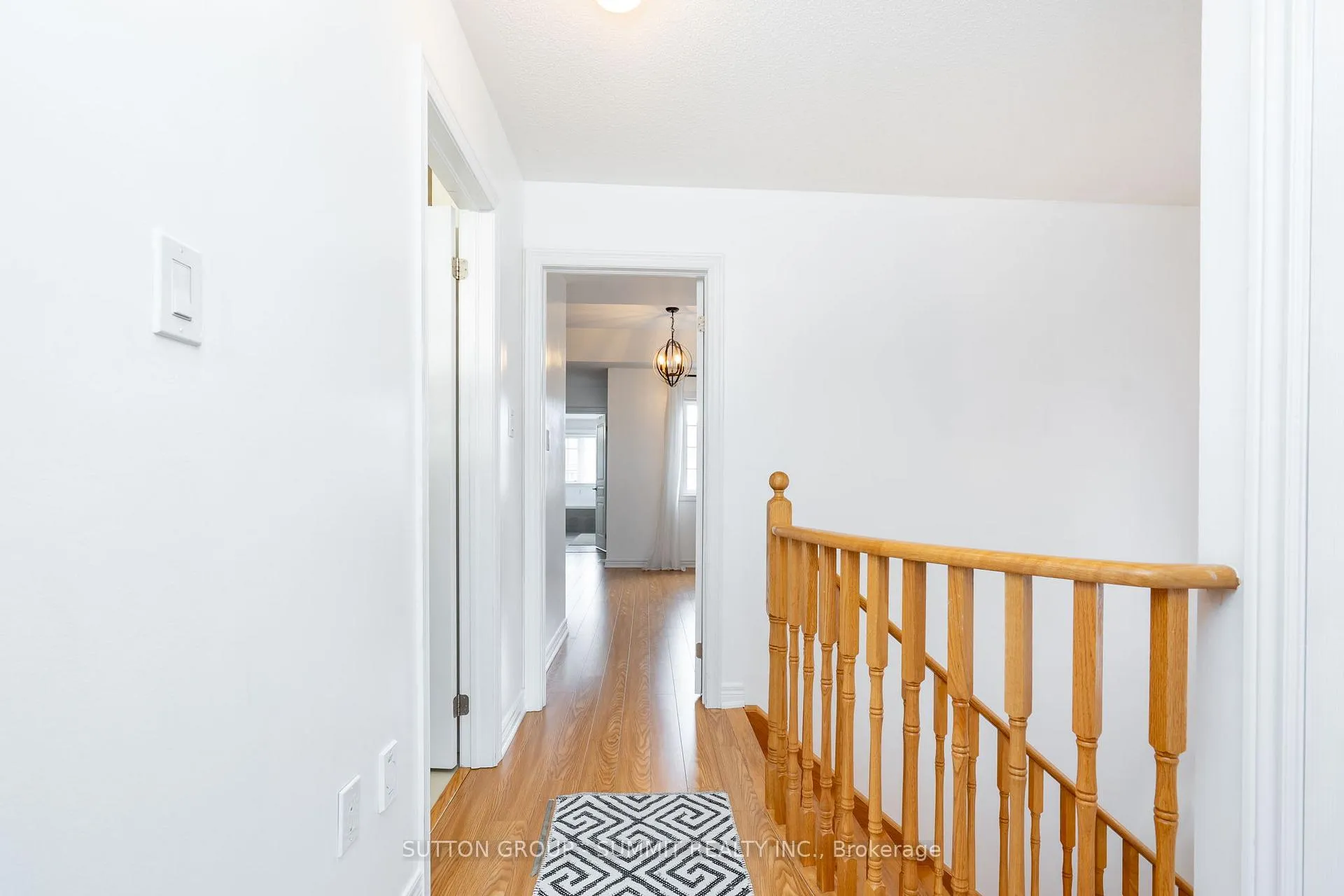 Photo 23 of 50 Bonnie Braes Drive, Brampton, Credit Valley — HOMEH