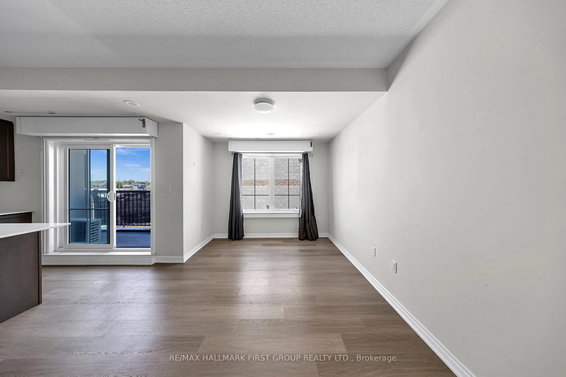 Photo 9 of Unit 7, 490 Beresford Path, Oshawa, Central — HOMEH