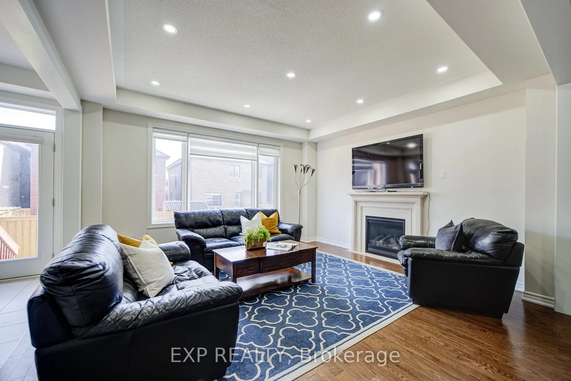 Photo 5 of 65 Marcel Brunelle Drive, Whitby, Rural Whitby — HOMEH