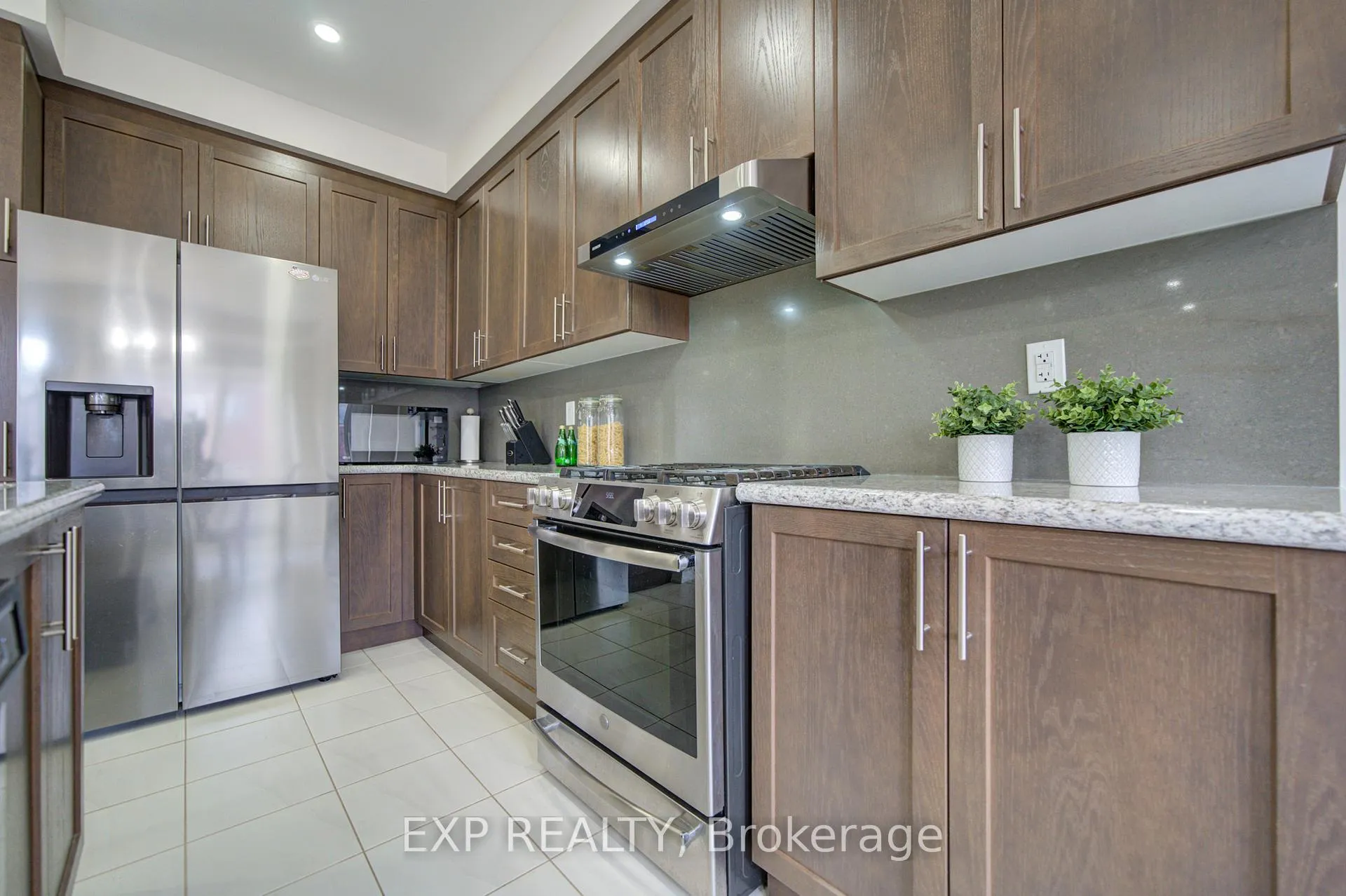 Photo 10 of 65 Marcel Brunelle Drive, Whitby, Rural Whitby — HOMEH