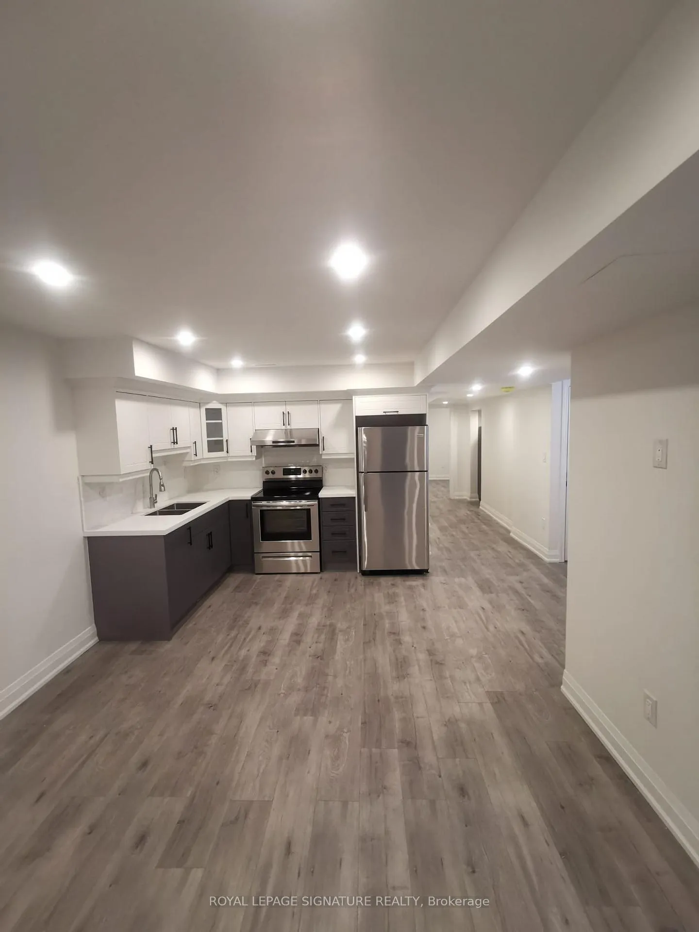 Photo 2 of 48 Hubbell Road, Brampton, Bram West — HOMEH
