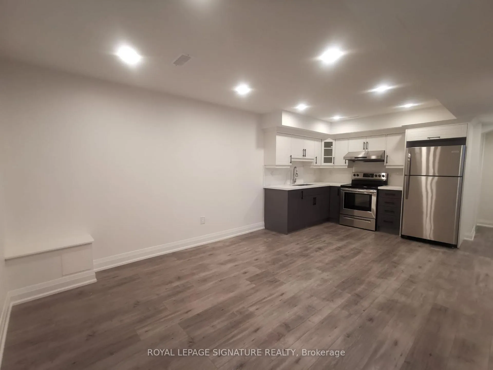 Photo 5 of 48 Hubbell Road, Brampton, Bram West — HOMEH