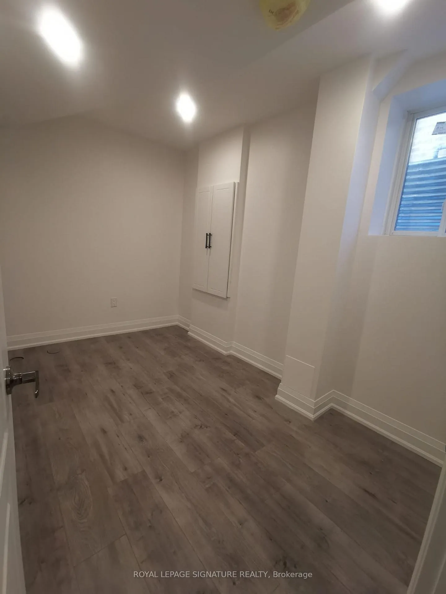 Photo 17 of 48 Hubbell Road, Brampton, Bram West — HOMEH