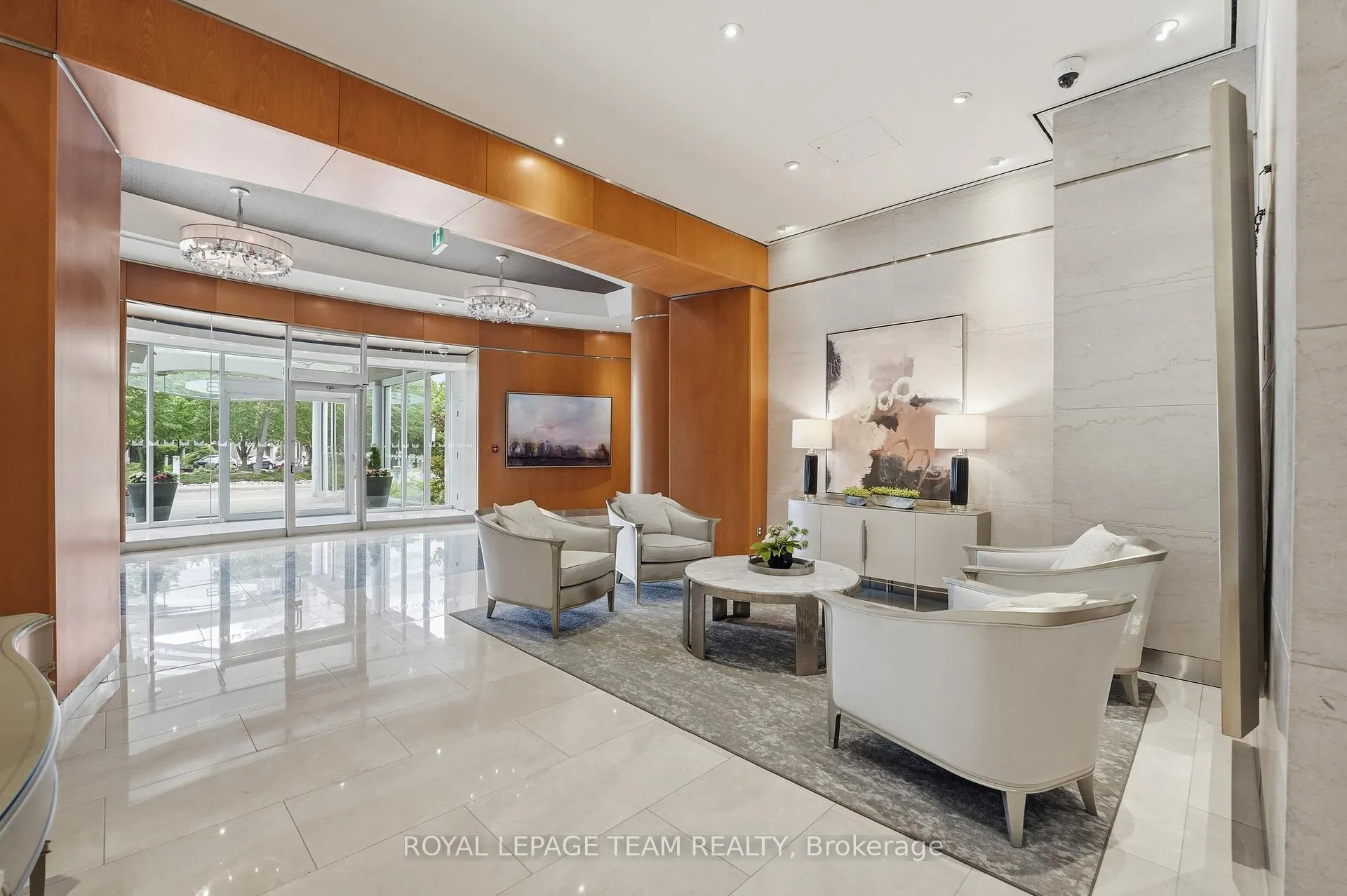Photo 2 of Unit 504, 38 Metropole Private, Ottawa, Westboro North — HOMEH