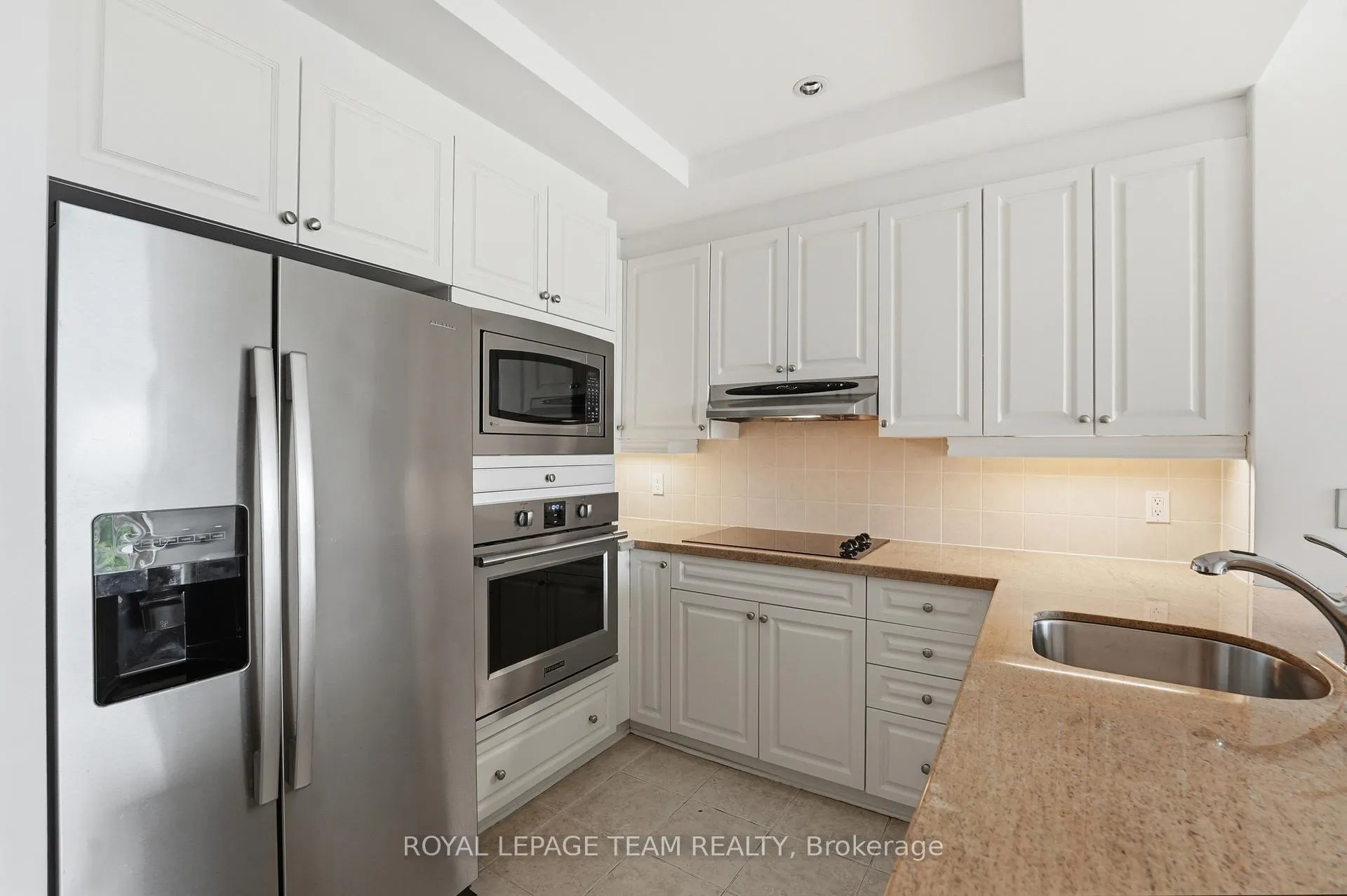 Photo 11 of Unit 504, 38 Metropole Private, Ottawa, Westboro North — HOMEH