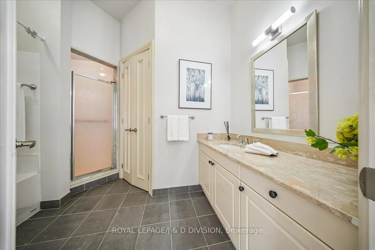 Photo 18 of Unit 112, 65 Sheldrake Boulevard, Toronto, Mount Pleasant East — HOMEH